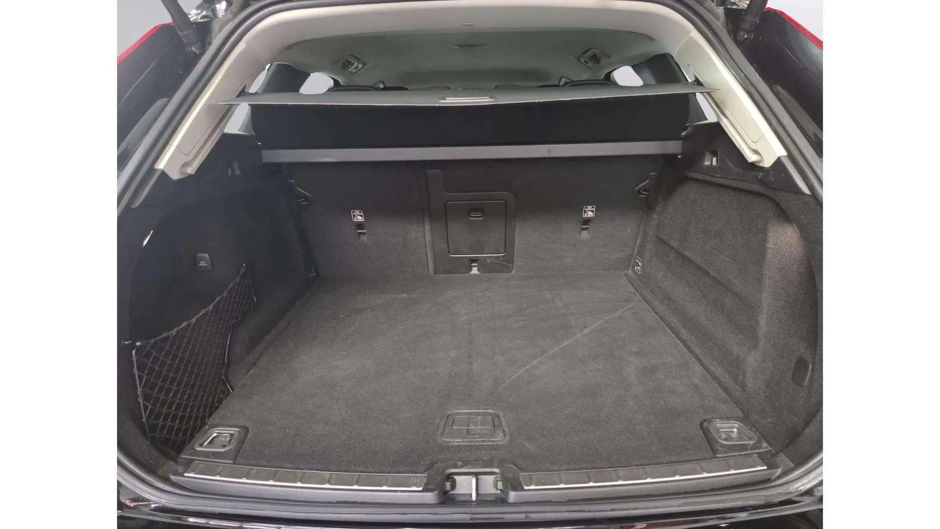 Volvo XC60 2.0 B4 D AWD Momentum - foto 5