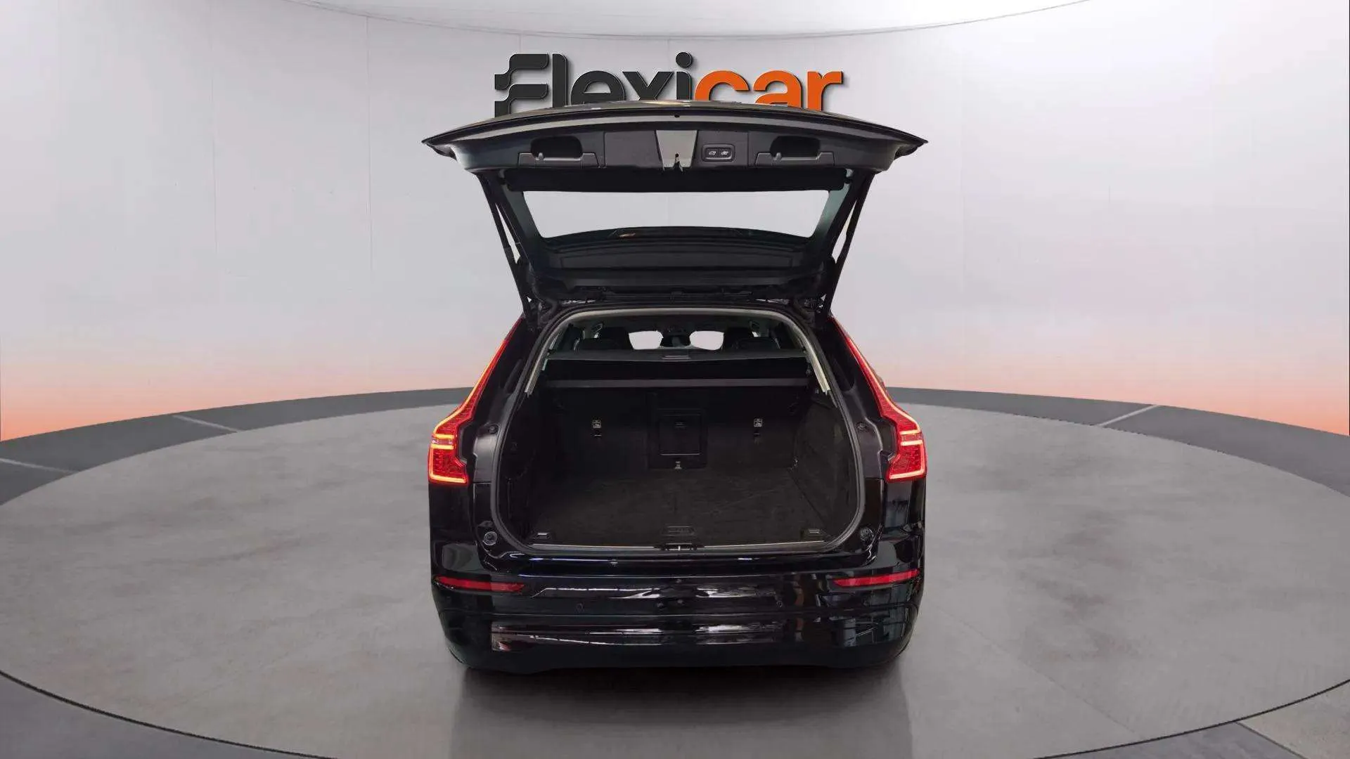 Volvo XC60 2.0 B4 D AWD Momentum - foto 4