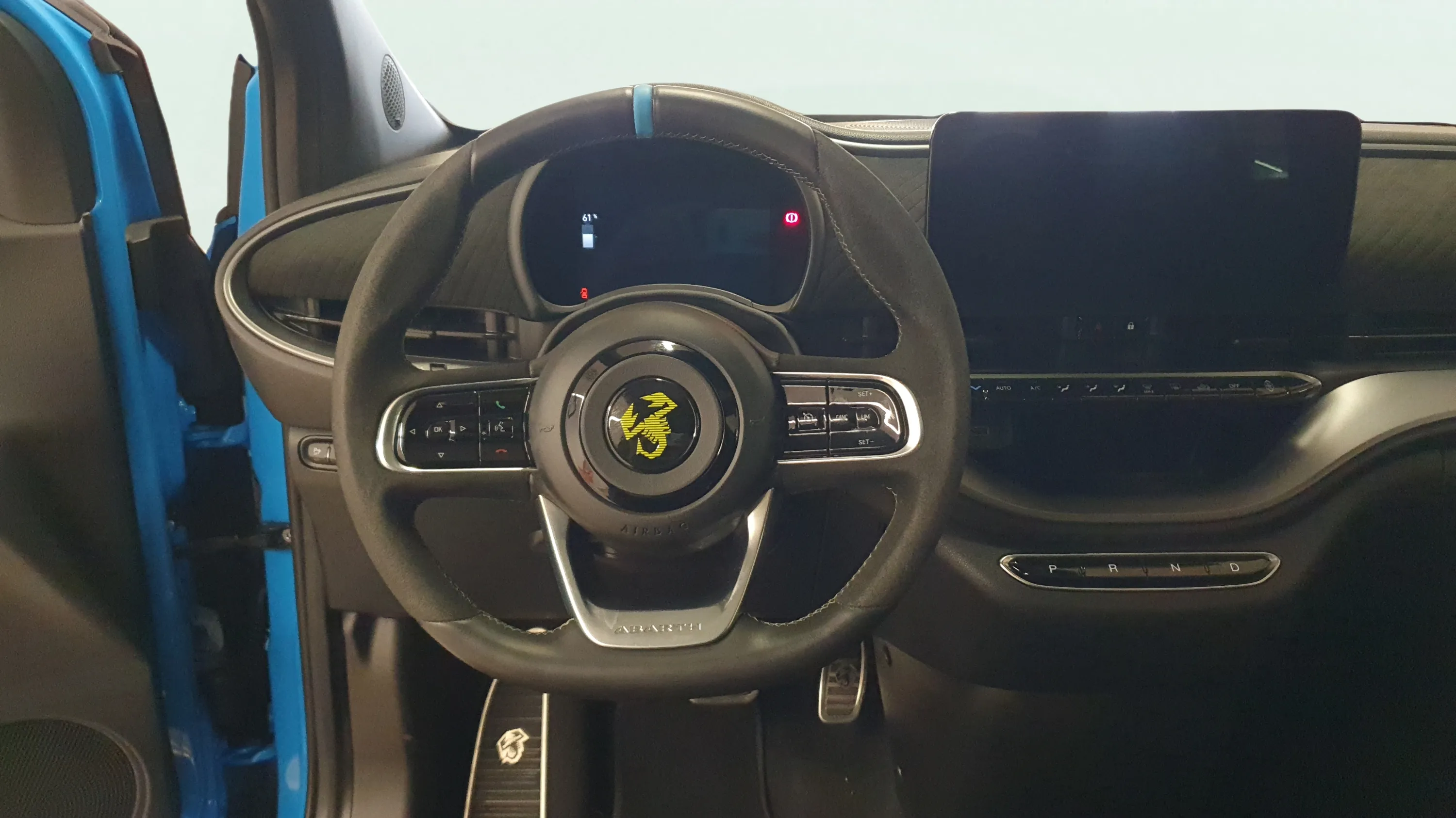 Abarth 500 500e 42kwh - foto 8