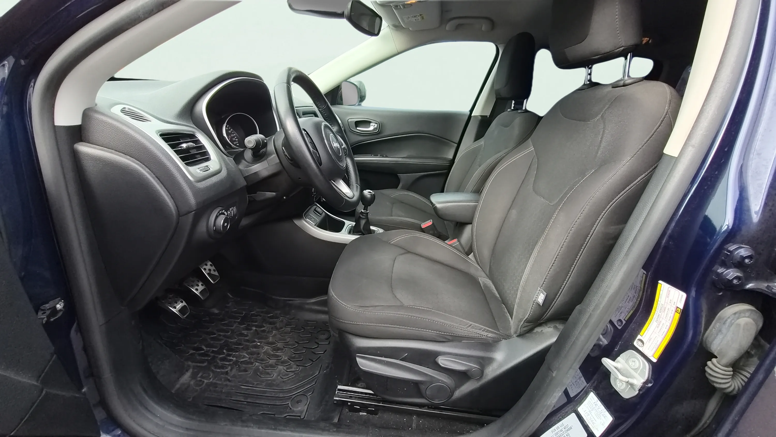 Jeep Compass 1.6 Mjet Night Eagle 4x2 - foto 10