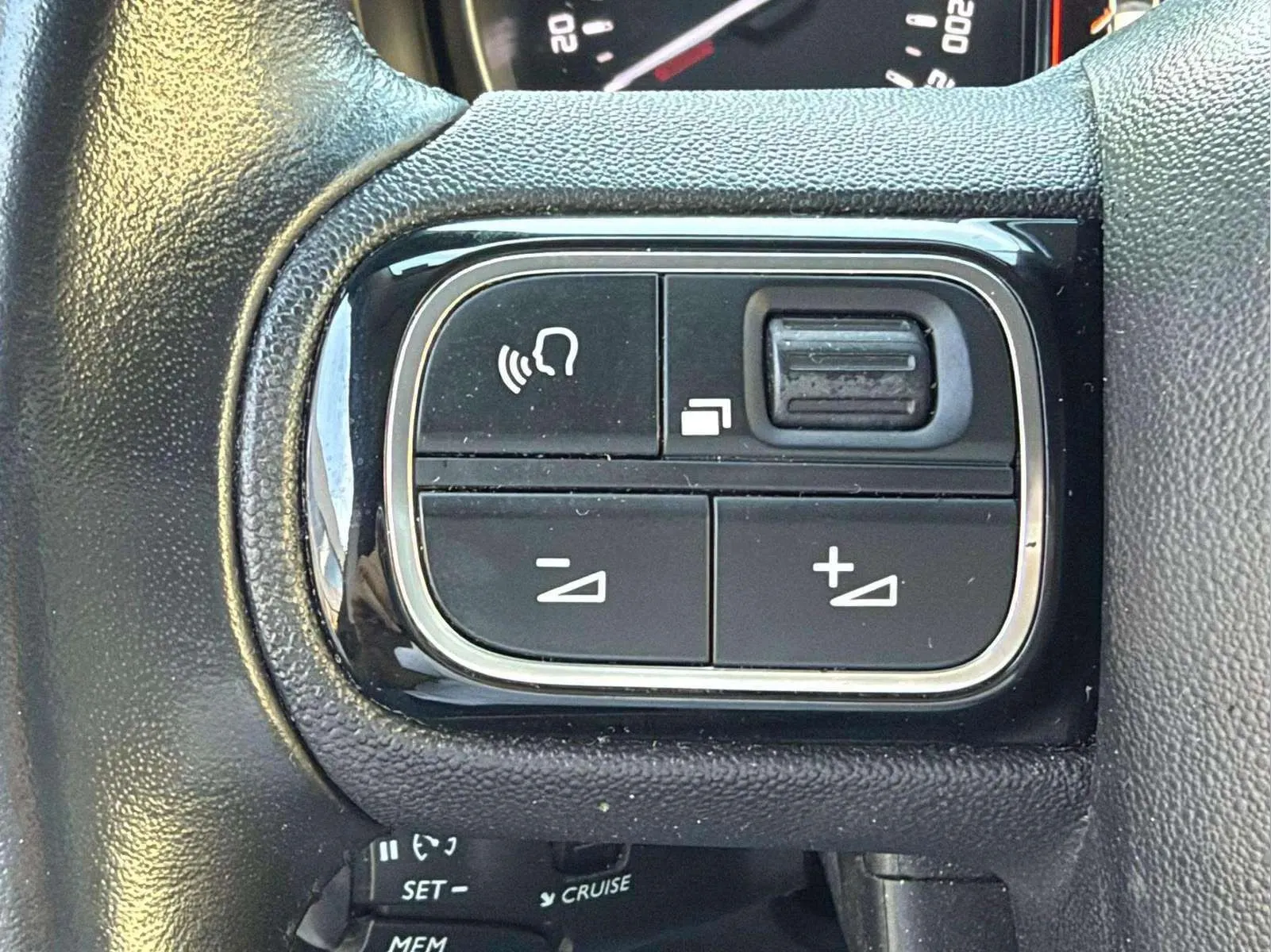 Citroën Berlingo Talla M BlueHDi 100 Feel Pack - foto 21