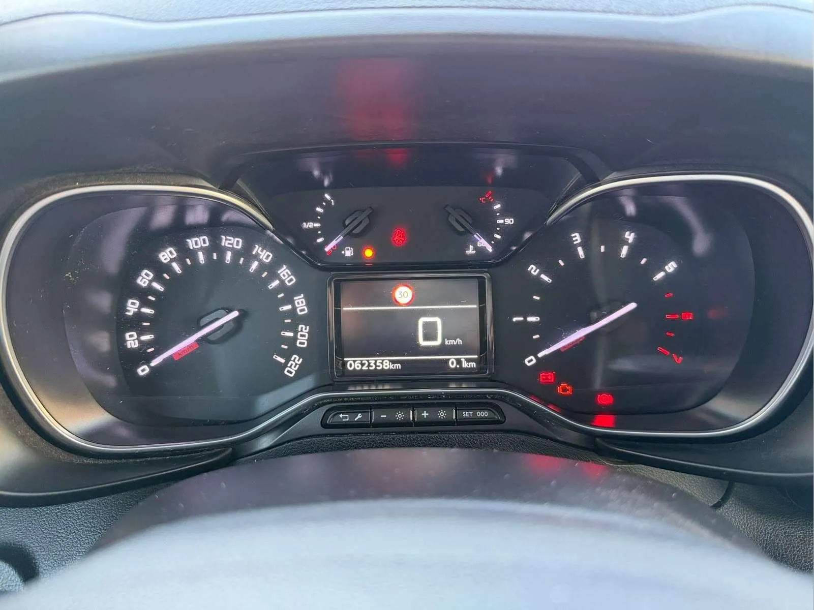Citroën Berlingo Talla M BlueHDi 100 Feel Pack - foto 12