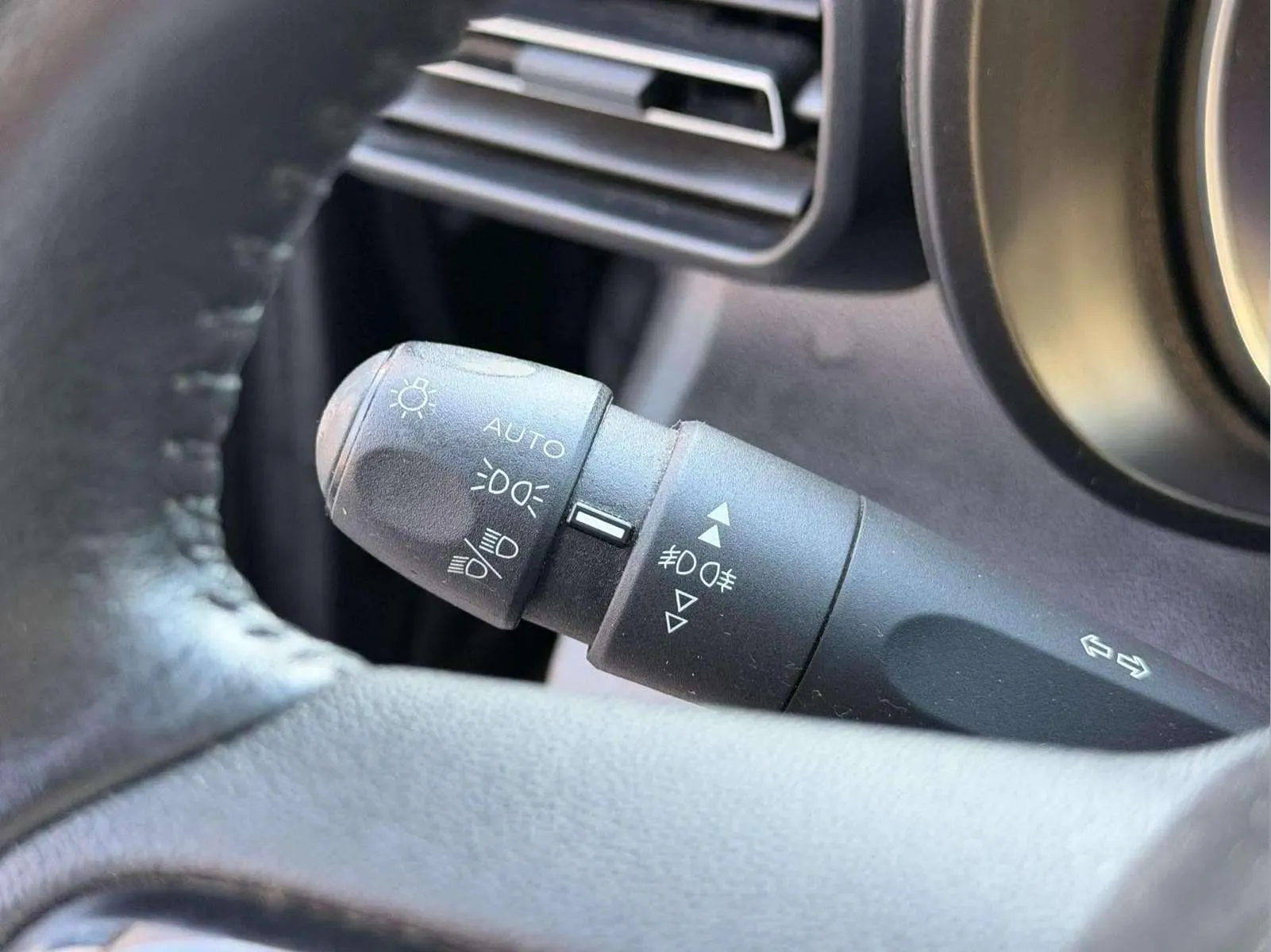 Citroën Berlingo Talla M BlueHDi 100 Feel Pack - foto 23