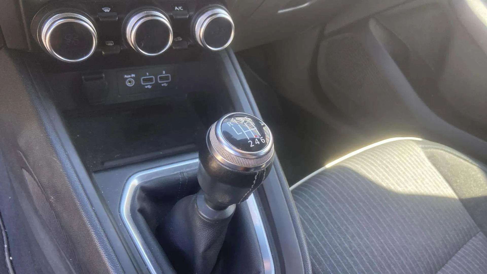 Renault Clio Zen Blue dCi - foto 19