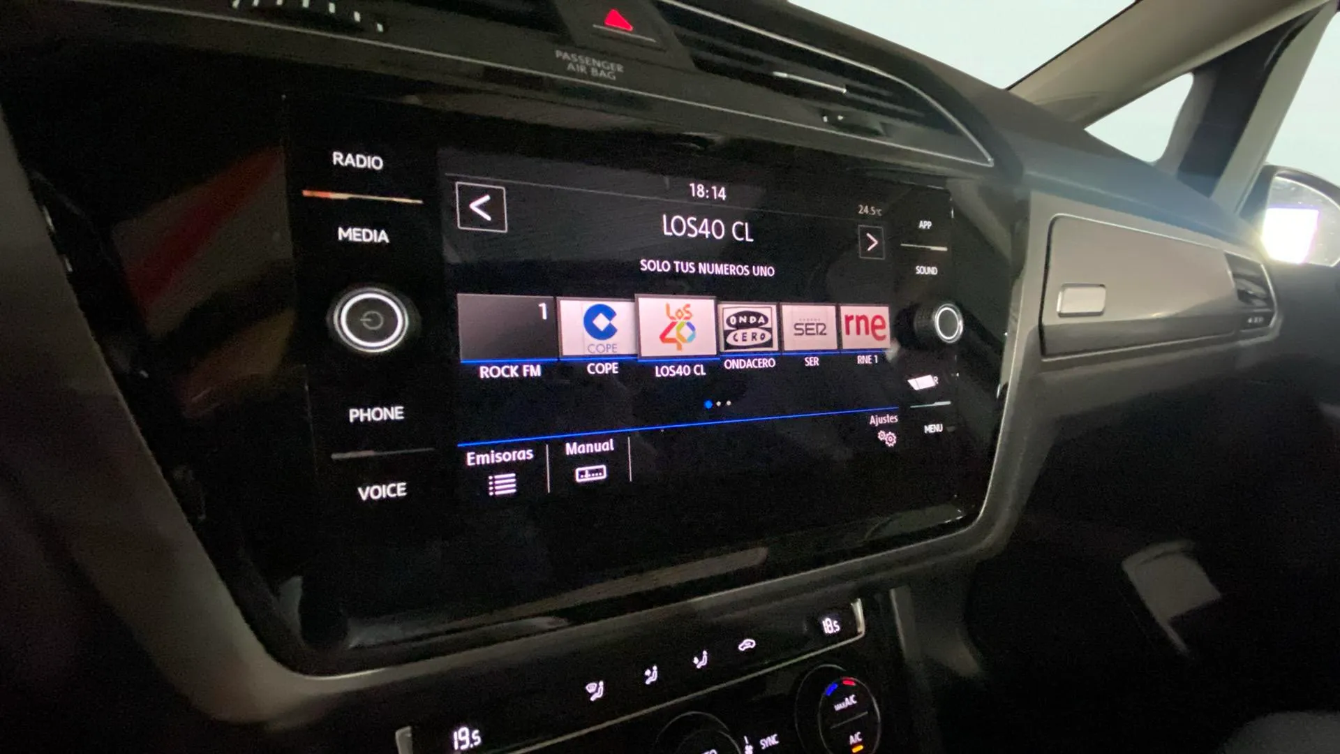 Volkswagen Touran - foto 10