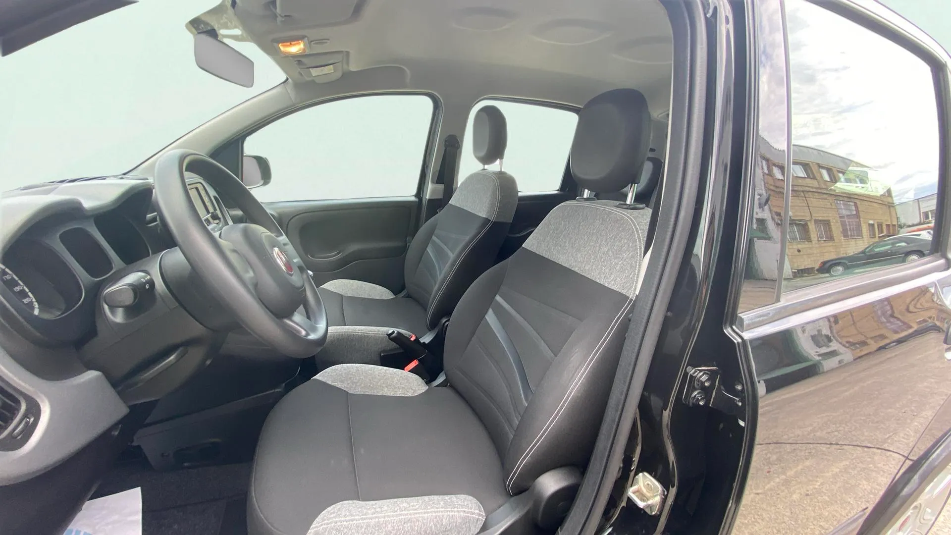 Fiat Panda Cross 1.0 Hybrid - foto 12
