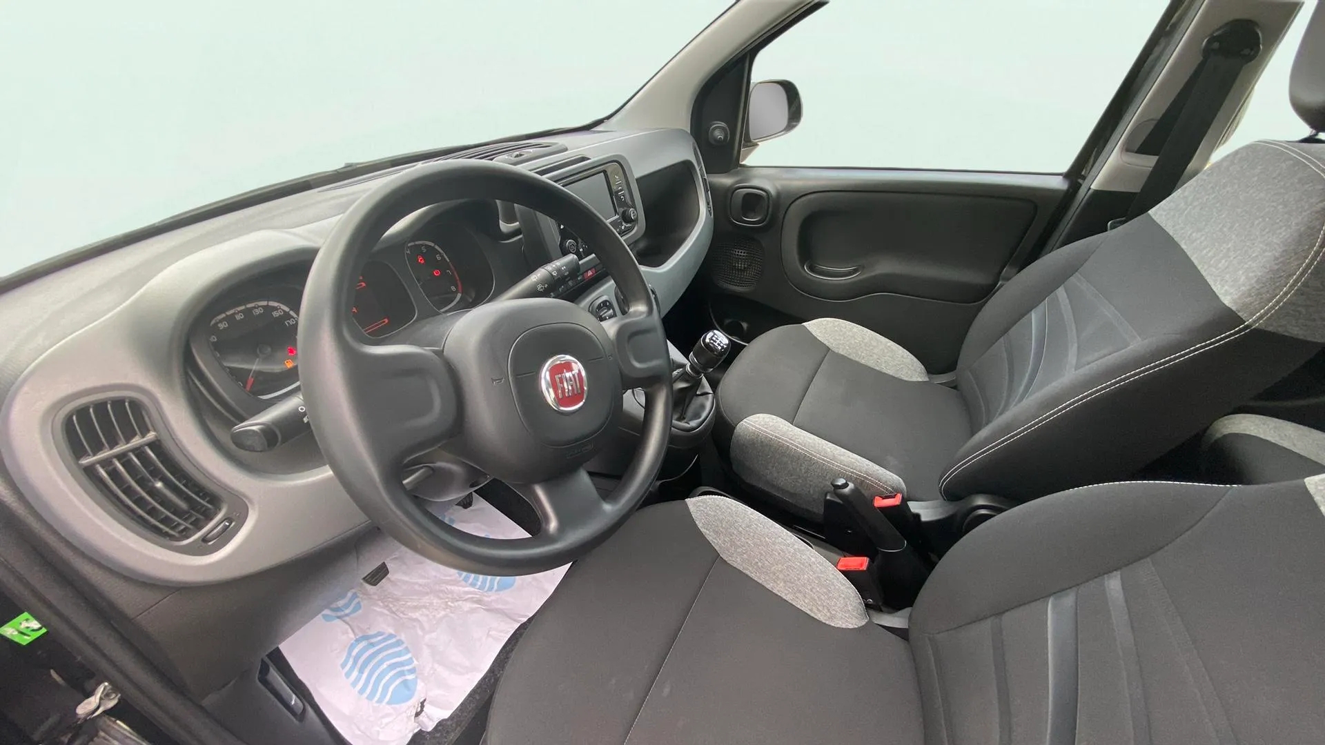 Fiat Panda Cross 1.0 Hybrid - foto 22