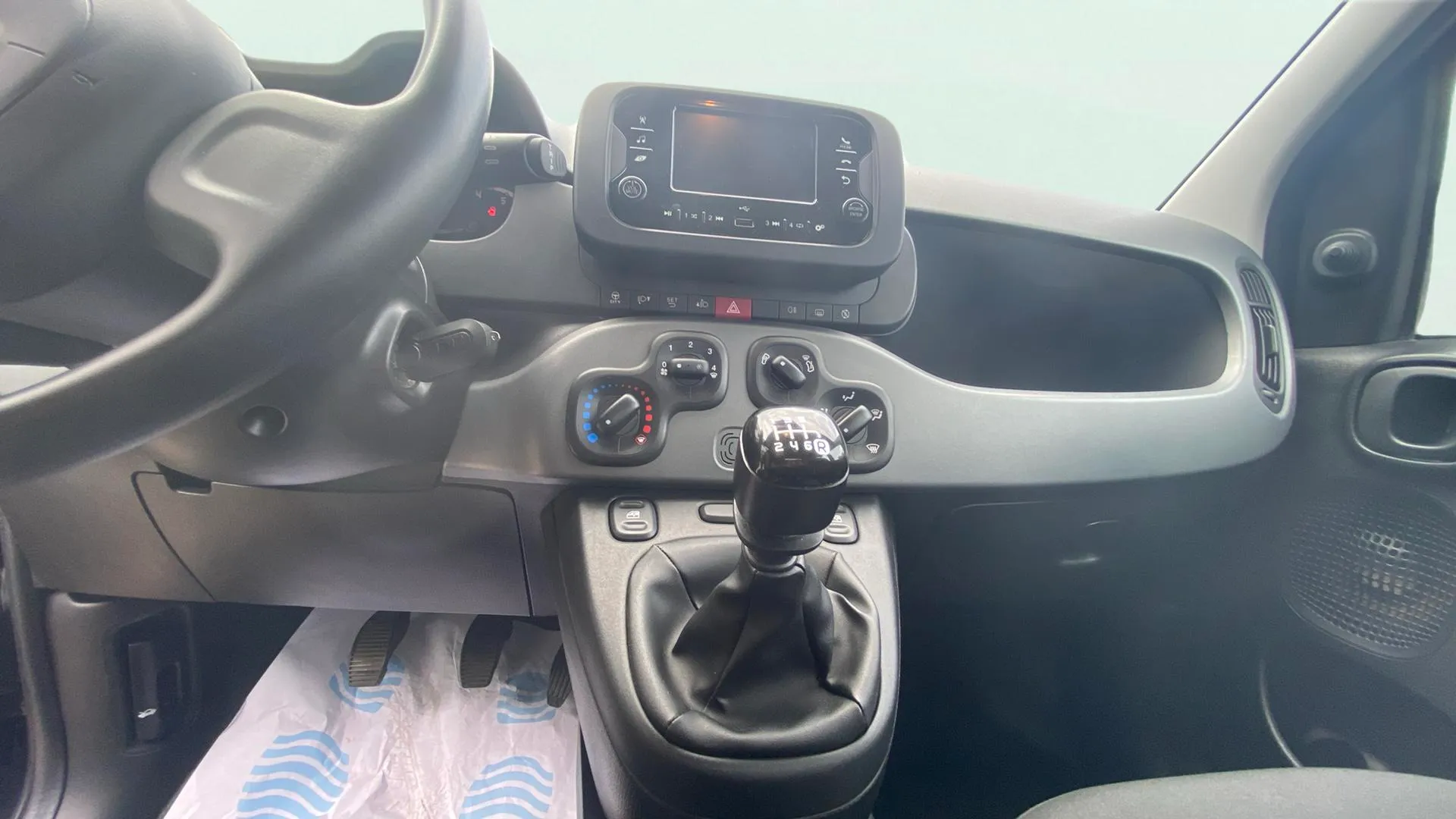 Fiat Panda Cross 1.0 Hybrid - foto 18