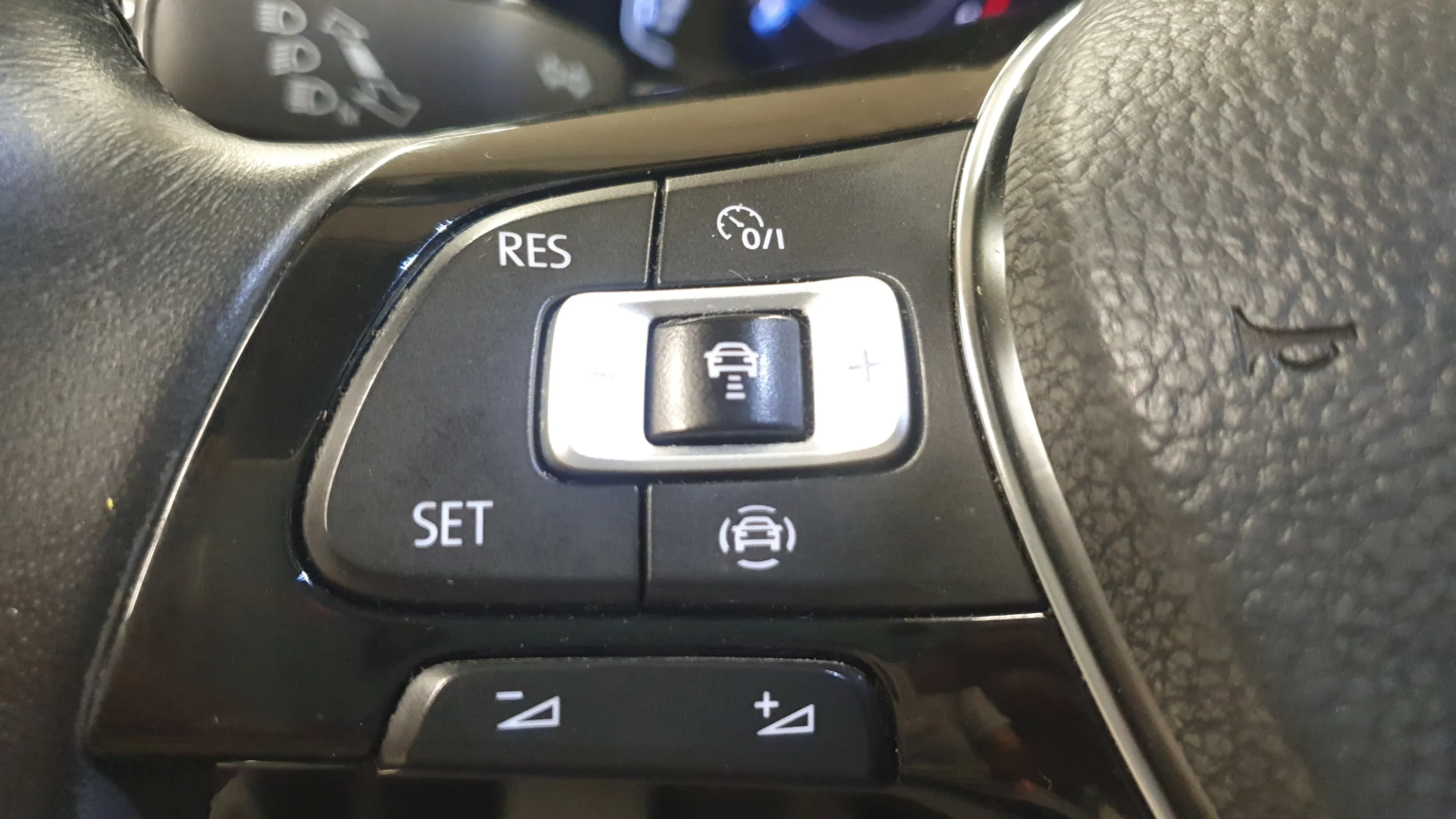 Volkswagen Tiguan Advance 1.5 TSI - foto 16