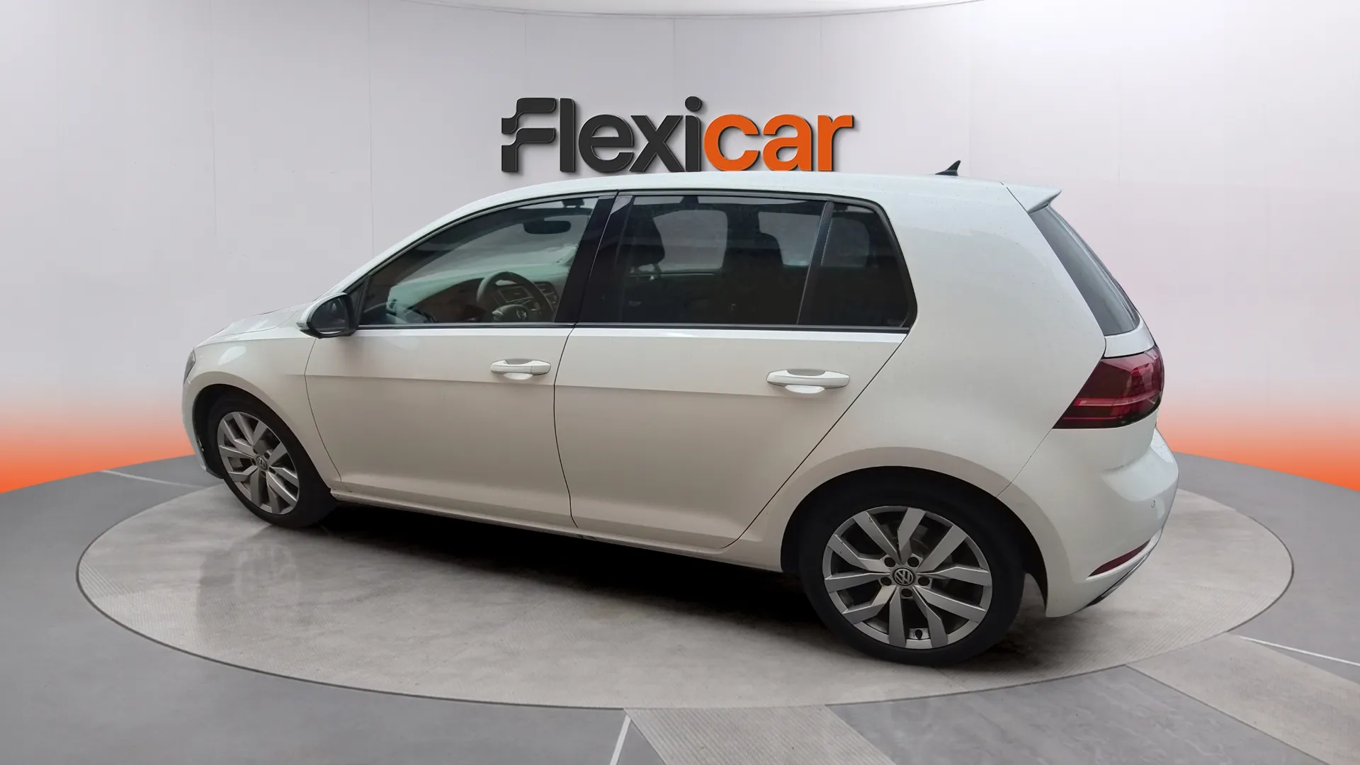 Volkswagen Golf Sport 2.0 TDI DSG - foto 5