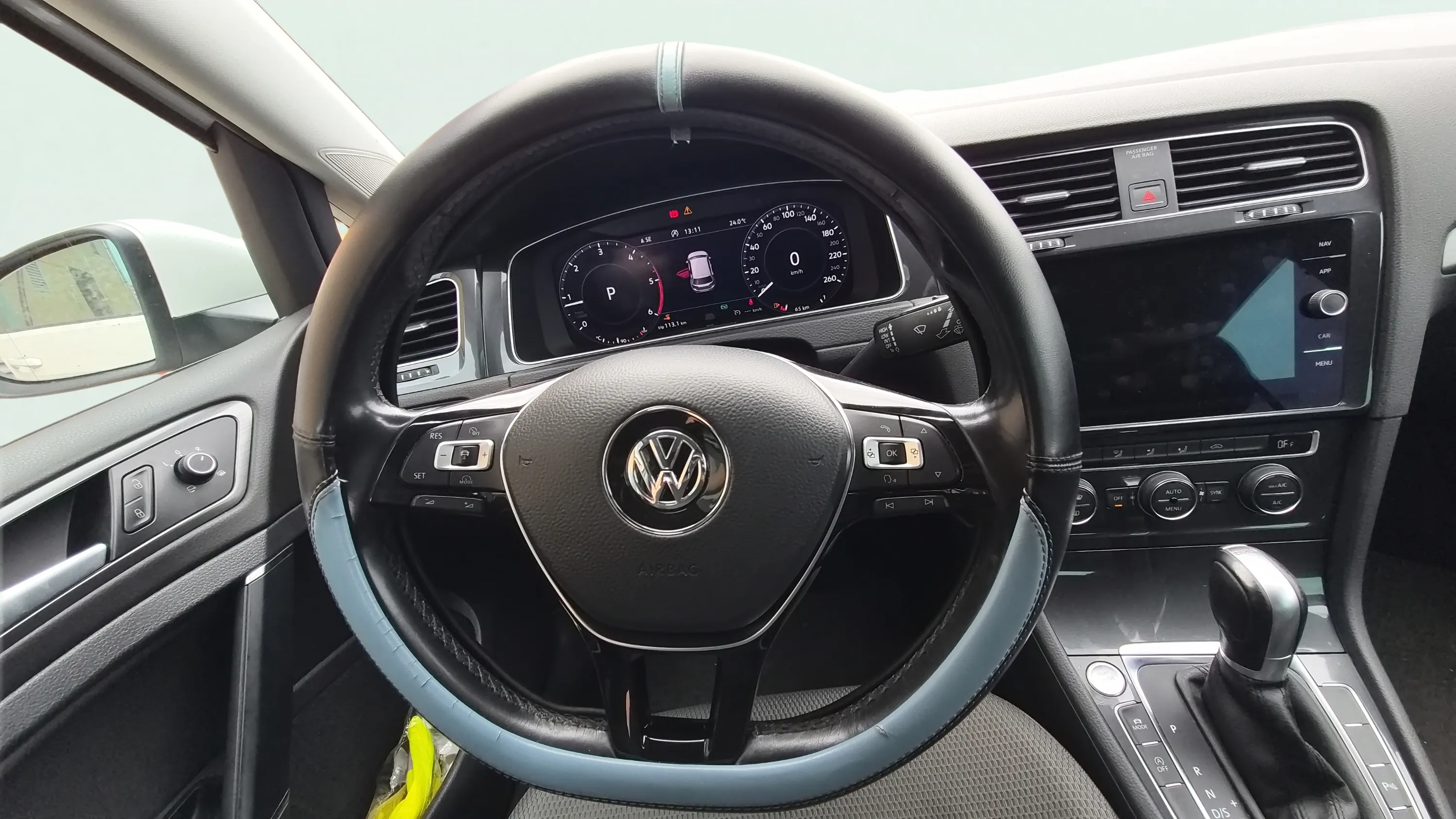Volkswagen Golf Sport 2.0 TDI DSG - foto 8