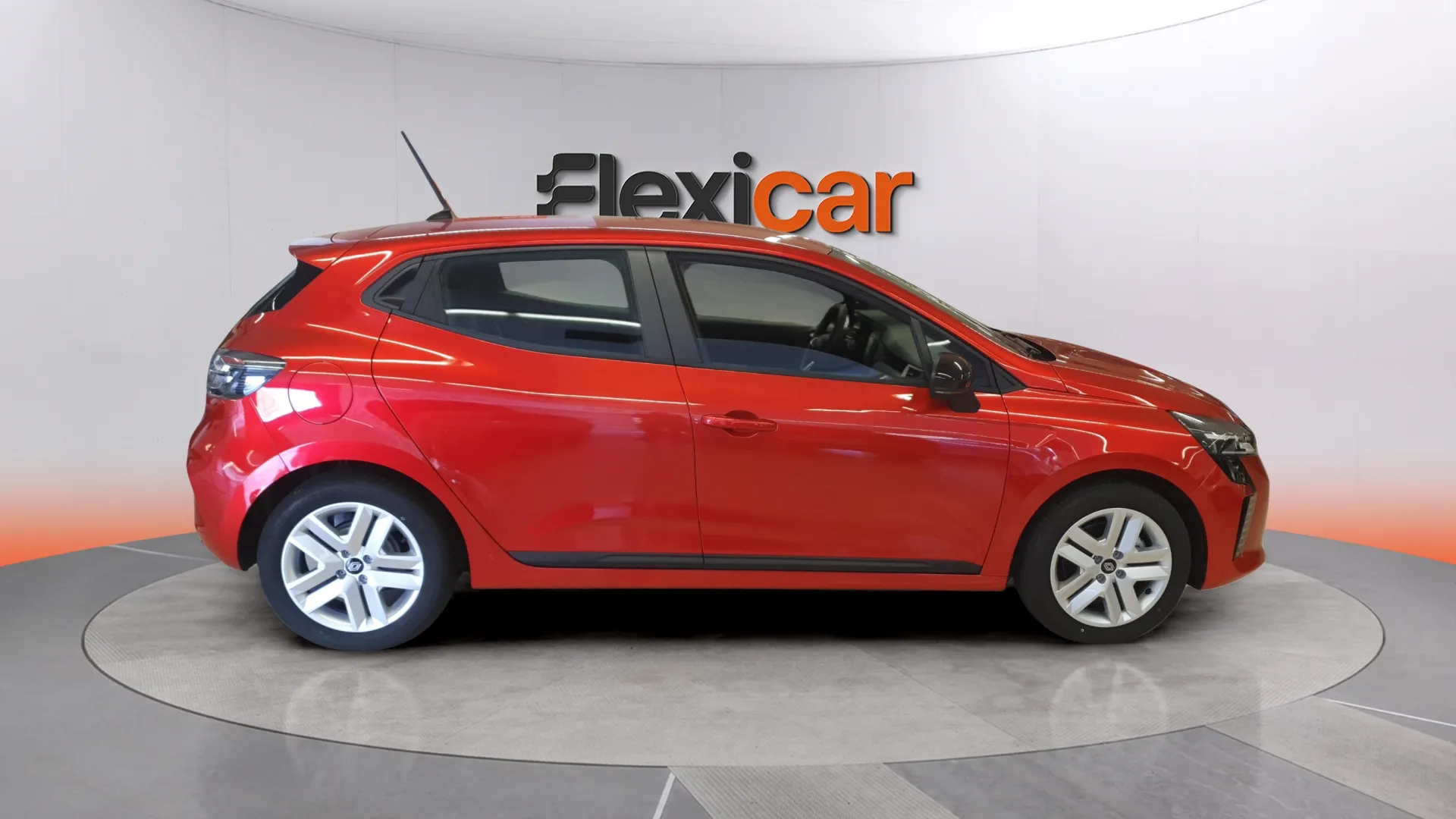 Renault Clio Evolution full hybrid E-Tech 145 - foto 3