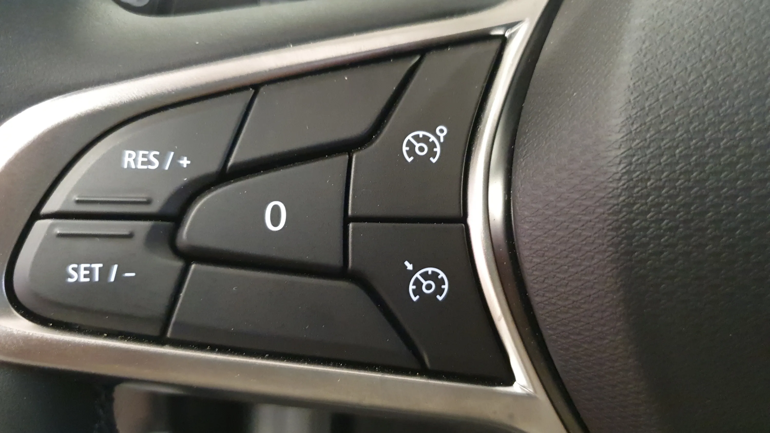 Renault Clio Evolution full hybrid E-Tech 145 - foto 15