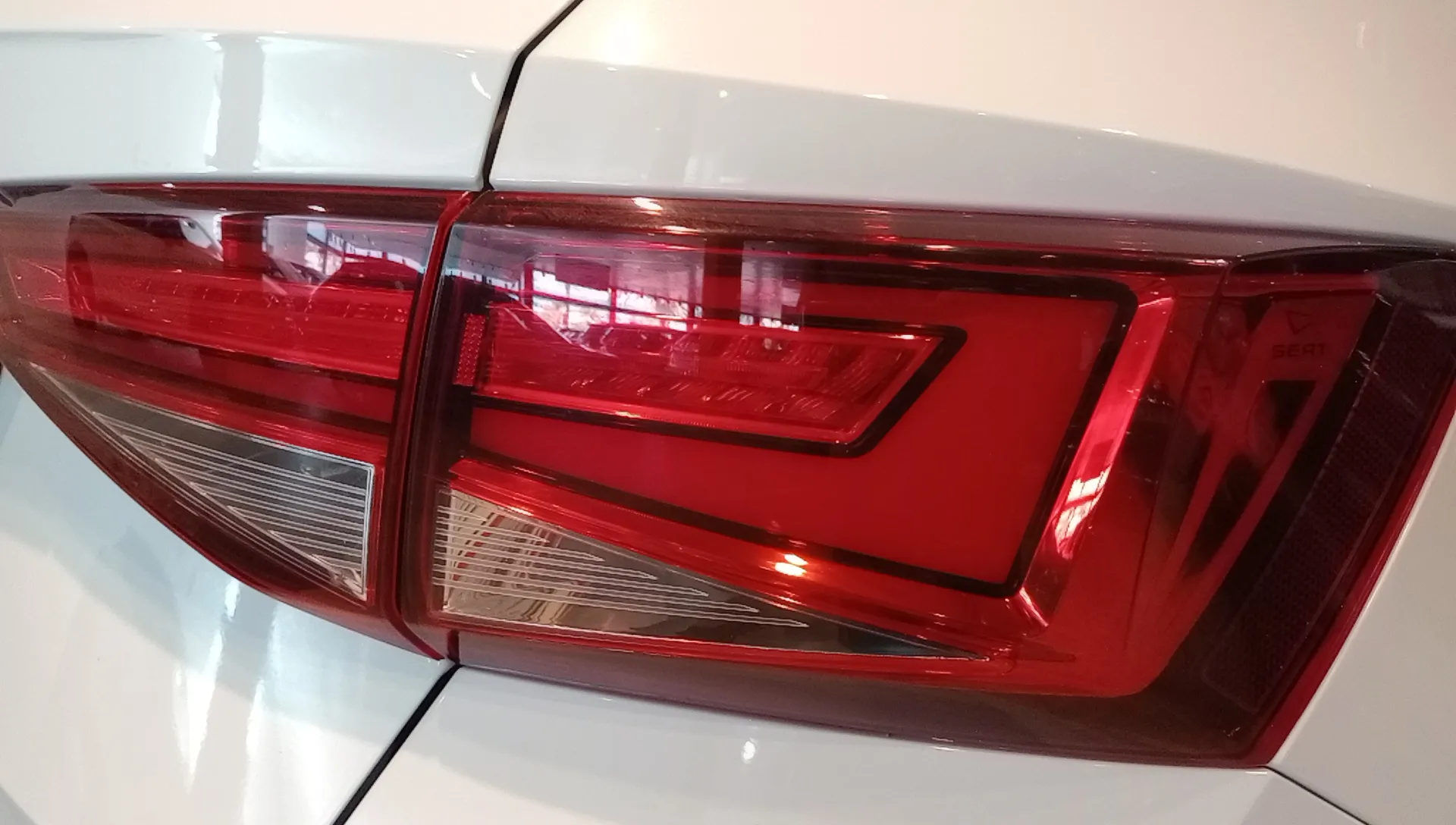 SEAT Ateca 1.4 Ecotsi DSG-7 FR - foto 33