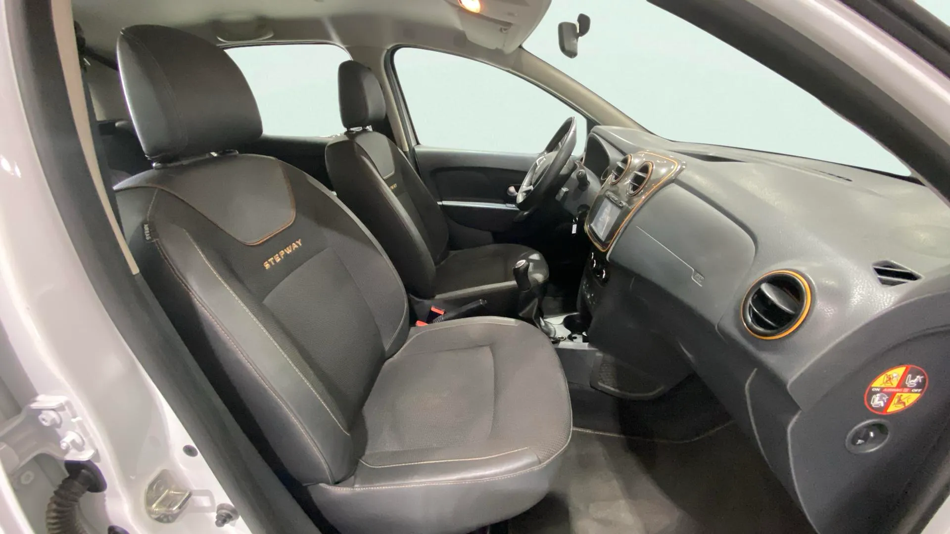 Dacia Sandero Stepway TCe EU6 - foto 13