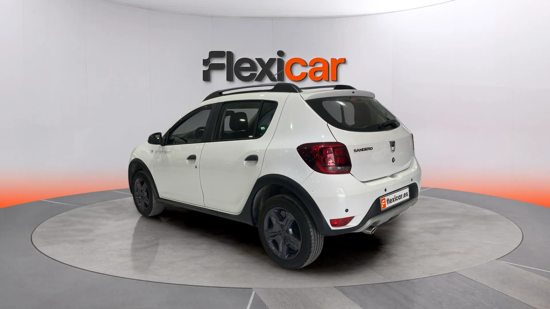 Dacia Sandero Stepway TCe EU6 - foto 4