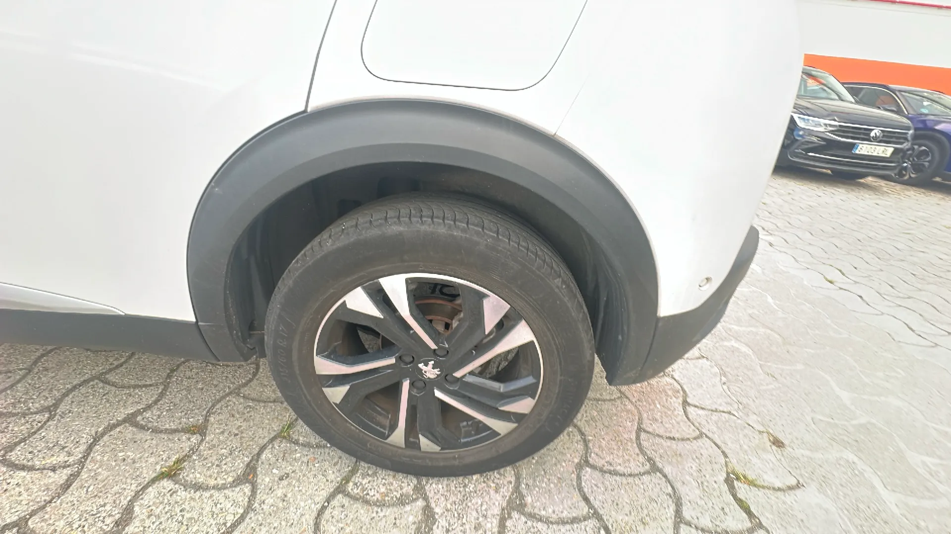 Peugeot 2008 GT PureTech 130 BVM6 - foto 23
