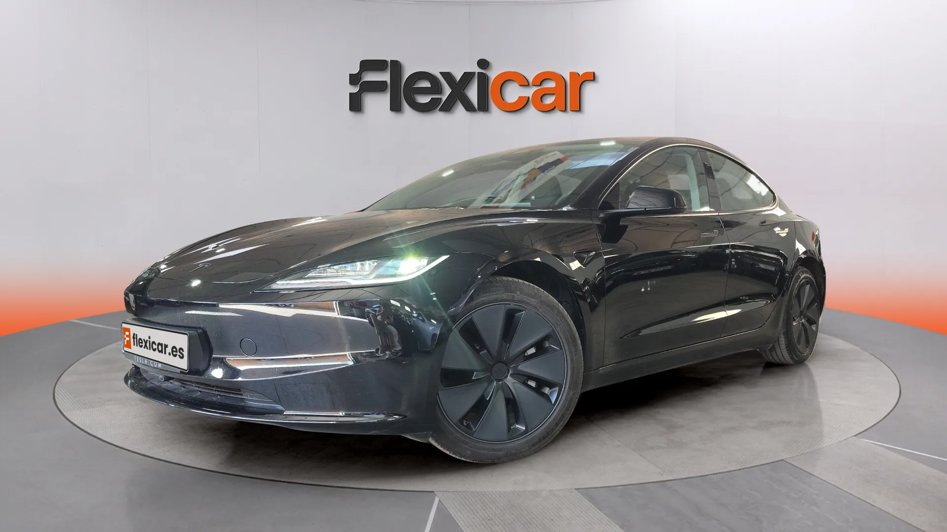 Tesla Model 3 Standard RWD - foto 3