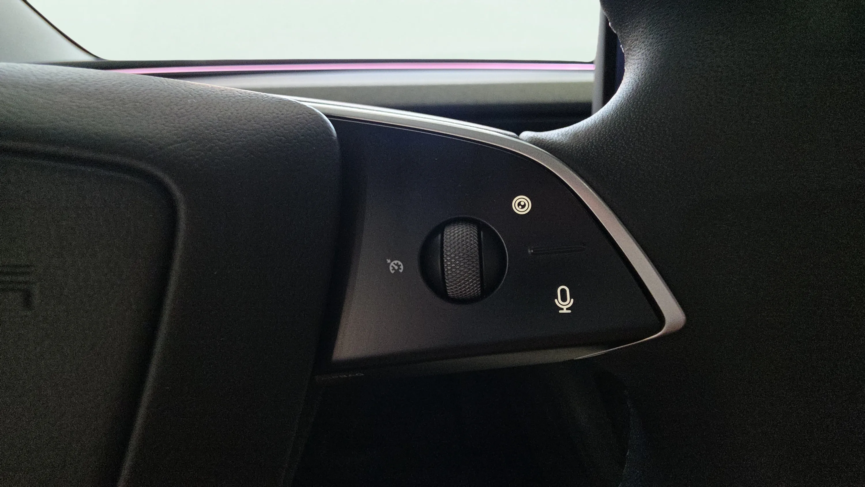 Tesla Model 3 Standard RWD - foto 19