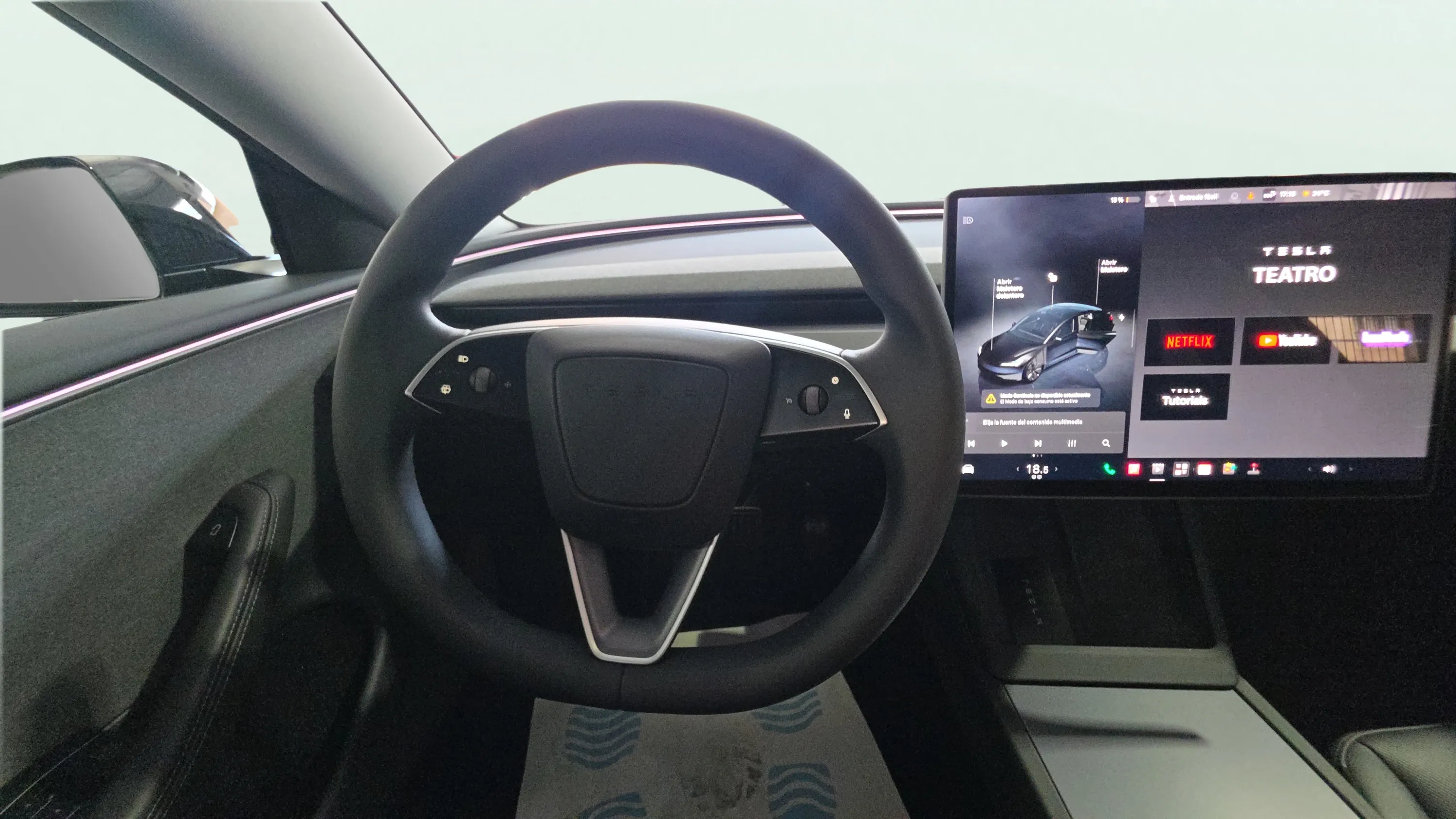 Tesla Model 3 Standard RWD - foto 16