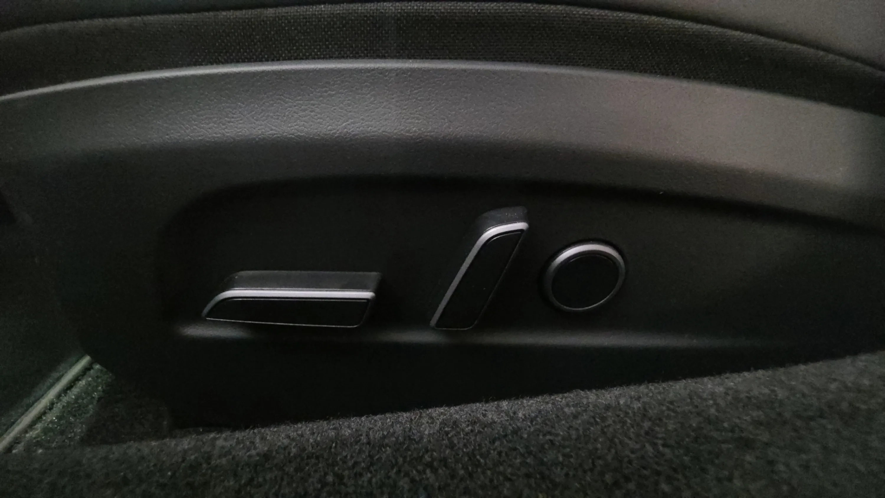 Tesla Model 3 Standard RWD - foto 21