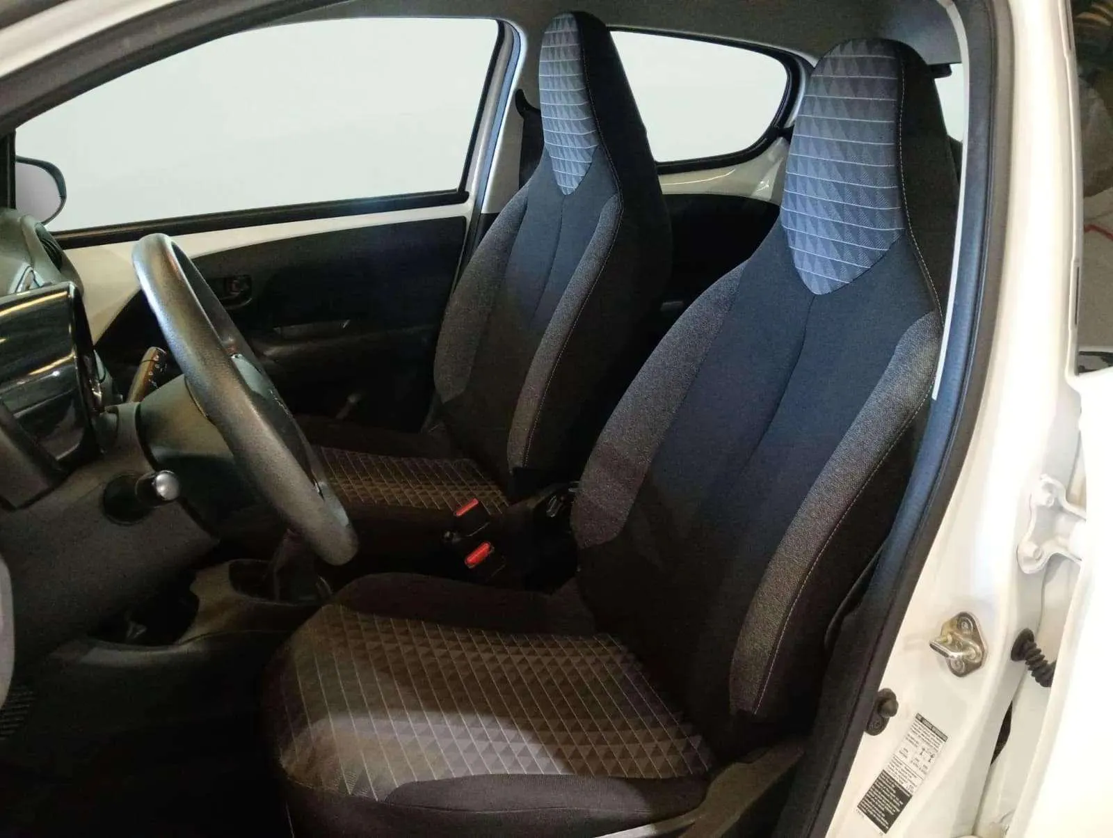 Peugeot 108 TOP! Allure VTi - foto 13