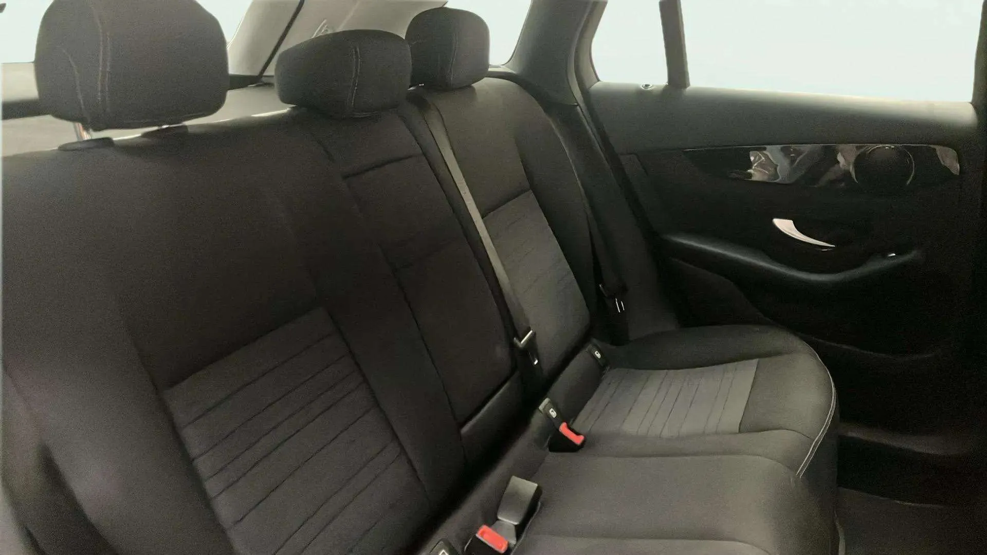 Mercedes-Benz GLC 300 de 4MATIC - foto 16