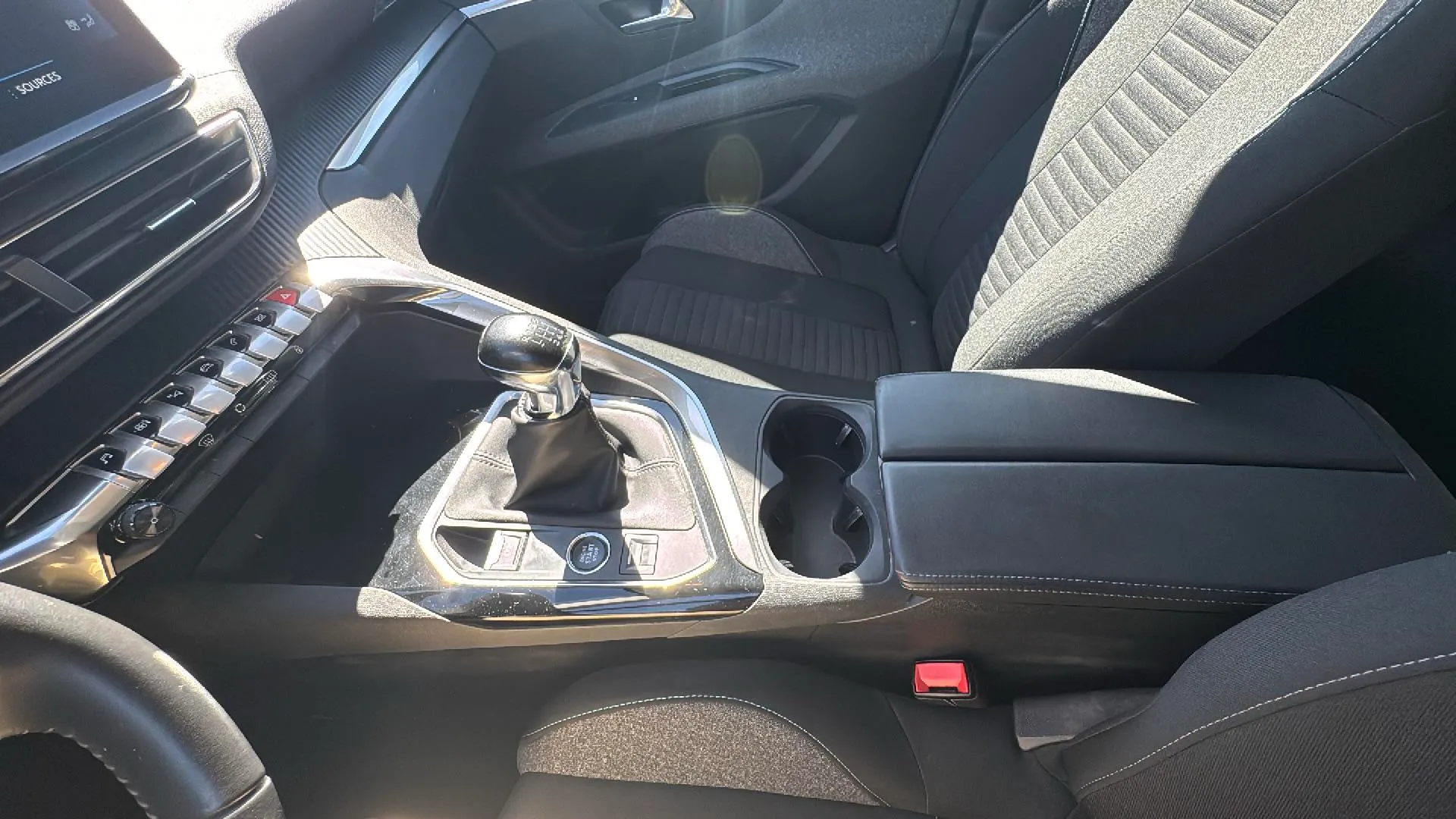 Peugeot 5008 1.2 PureTech Style - foto 13