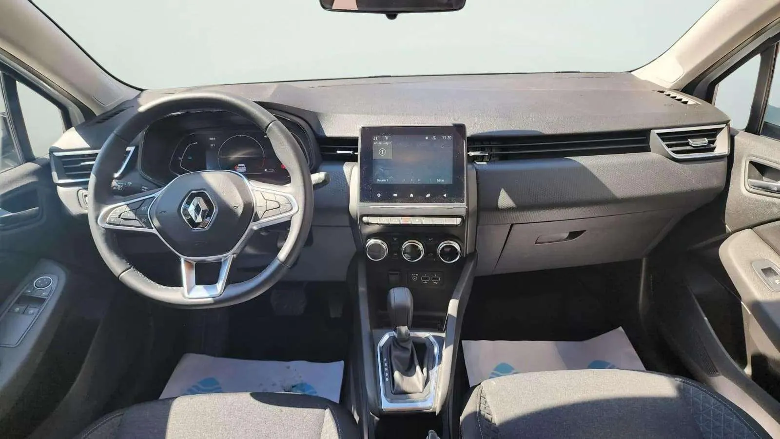 Renault Clio Equilibre E-Tech Híbrido - foto 10