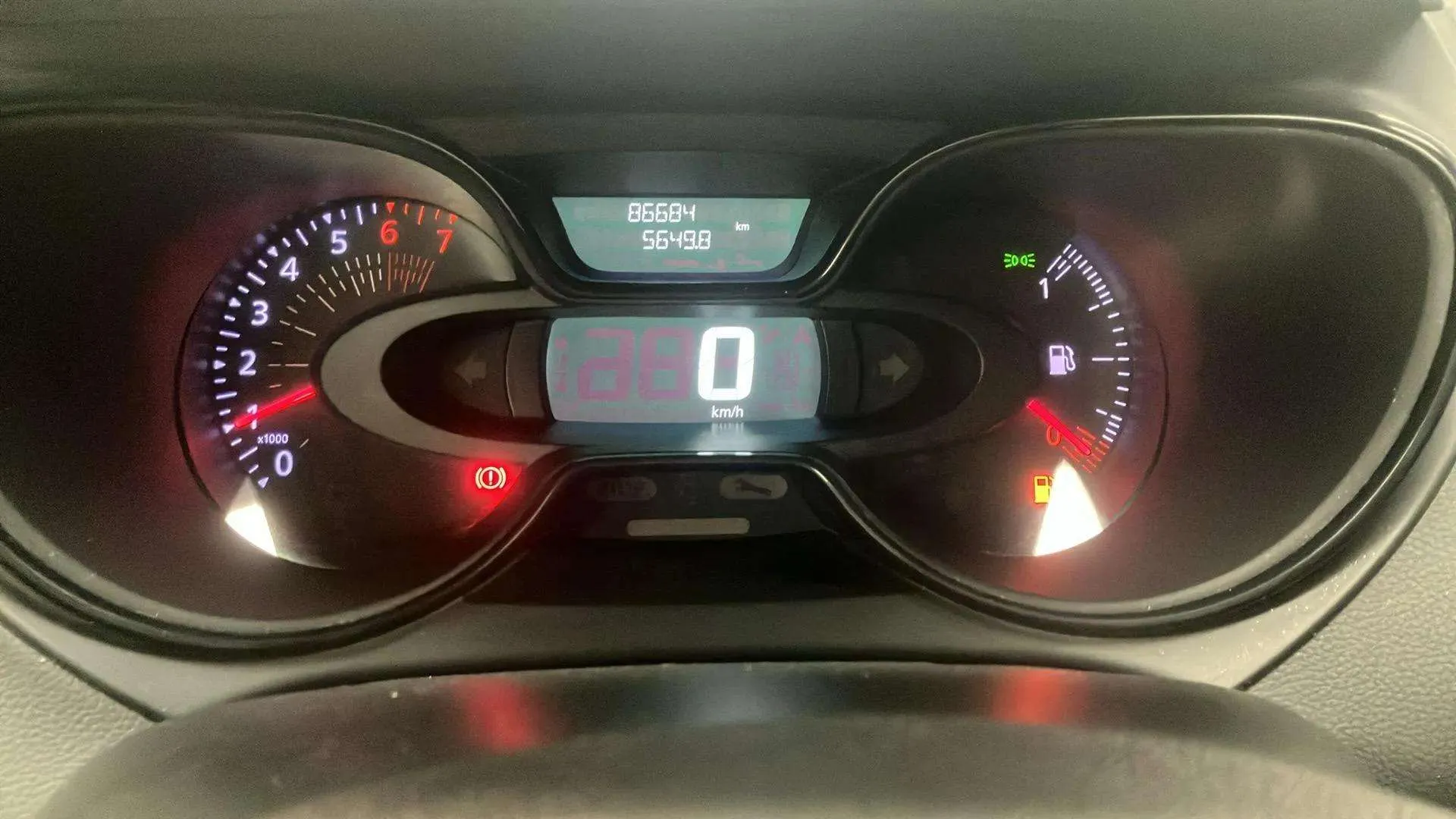 Renault Captur Life TCe - foto 11