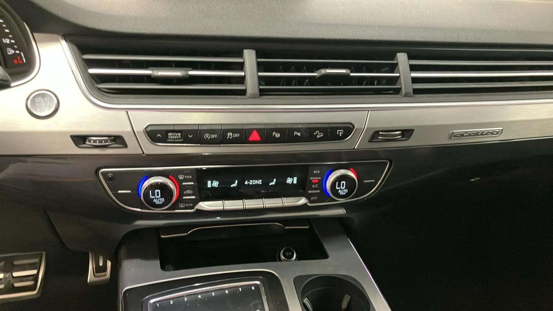 Audi Q7 Sport 3.0 TDI quattro tiptronic - foto 22