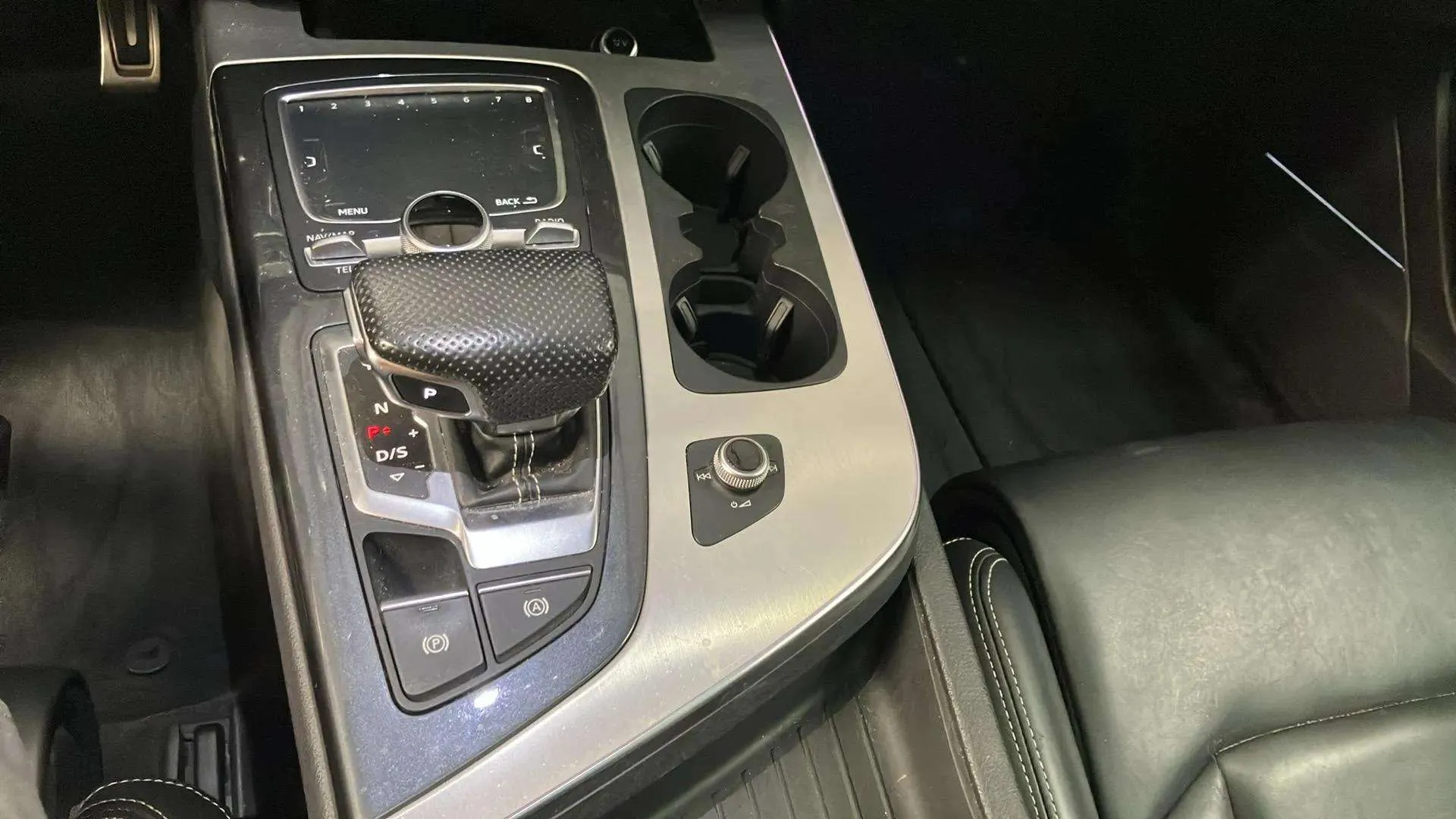 Audi Q7 Sport 3.0 TDI quattro tiptronic - foto 23