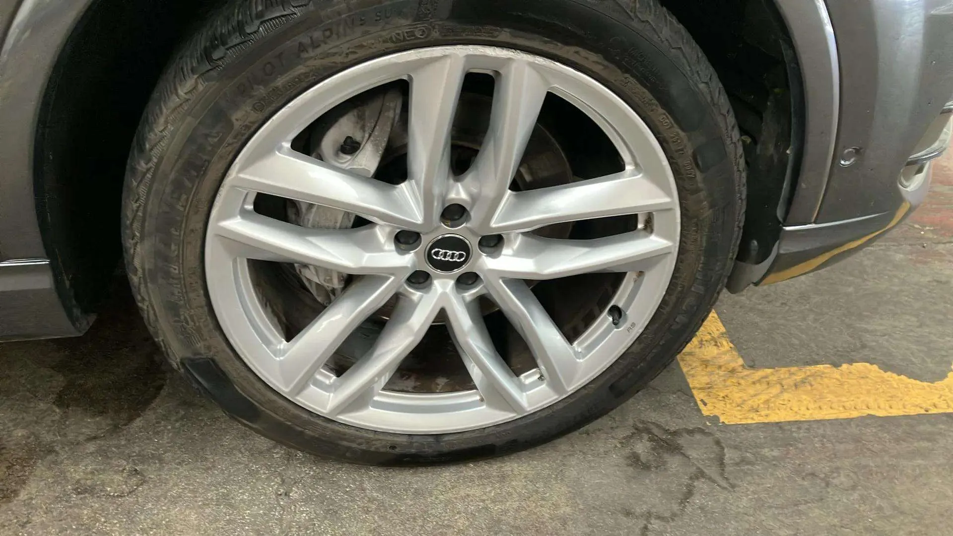 Audi Q7 Sport 3.0 TDI quattro tiptronic - foto 25