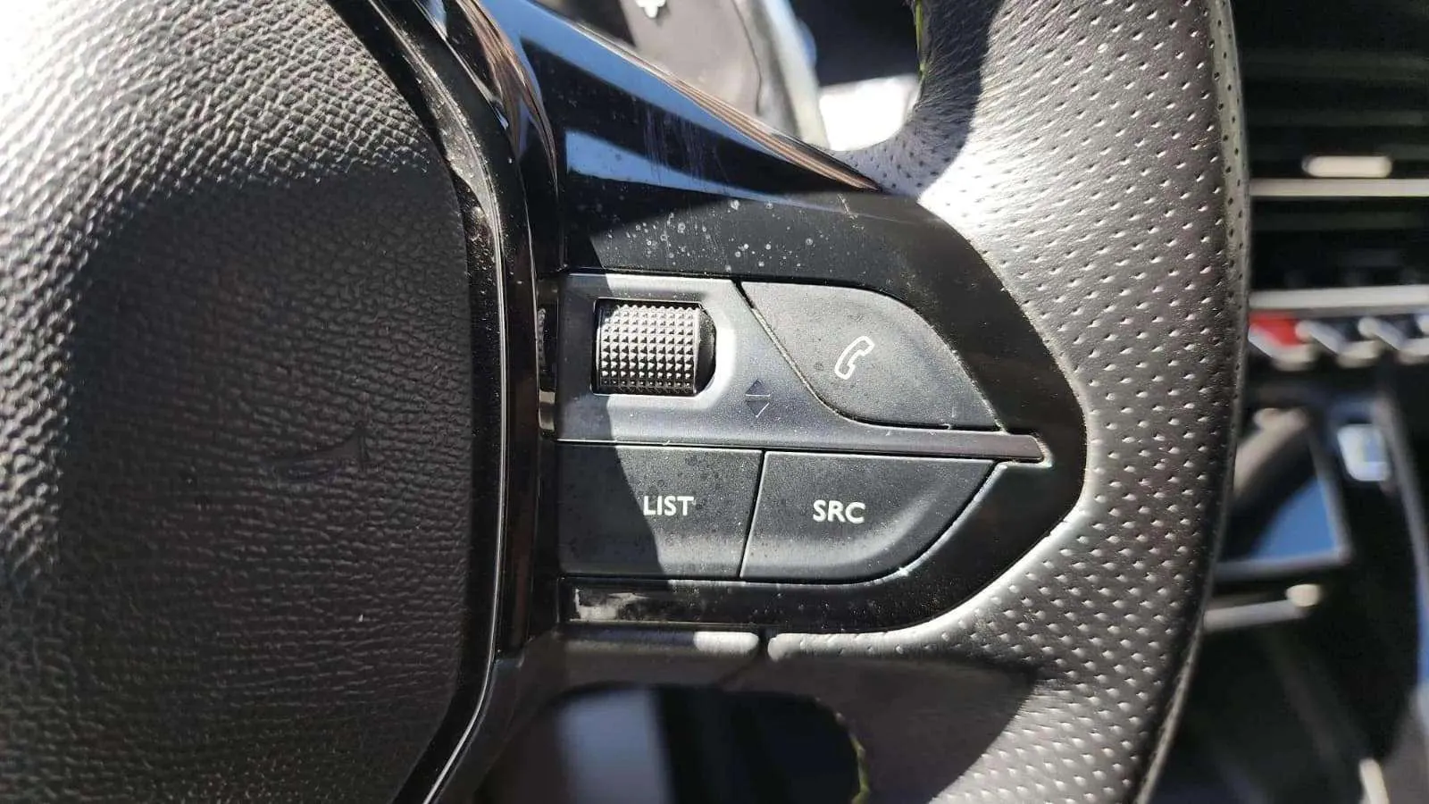 Peugeot 208 PureTech EAT8 GT - foto 14