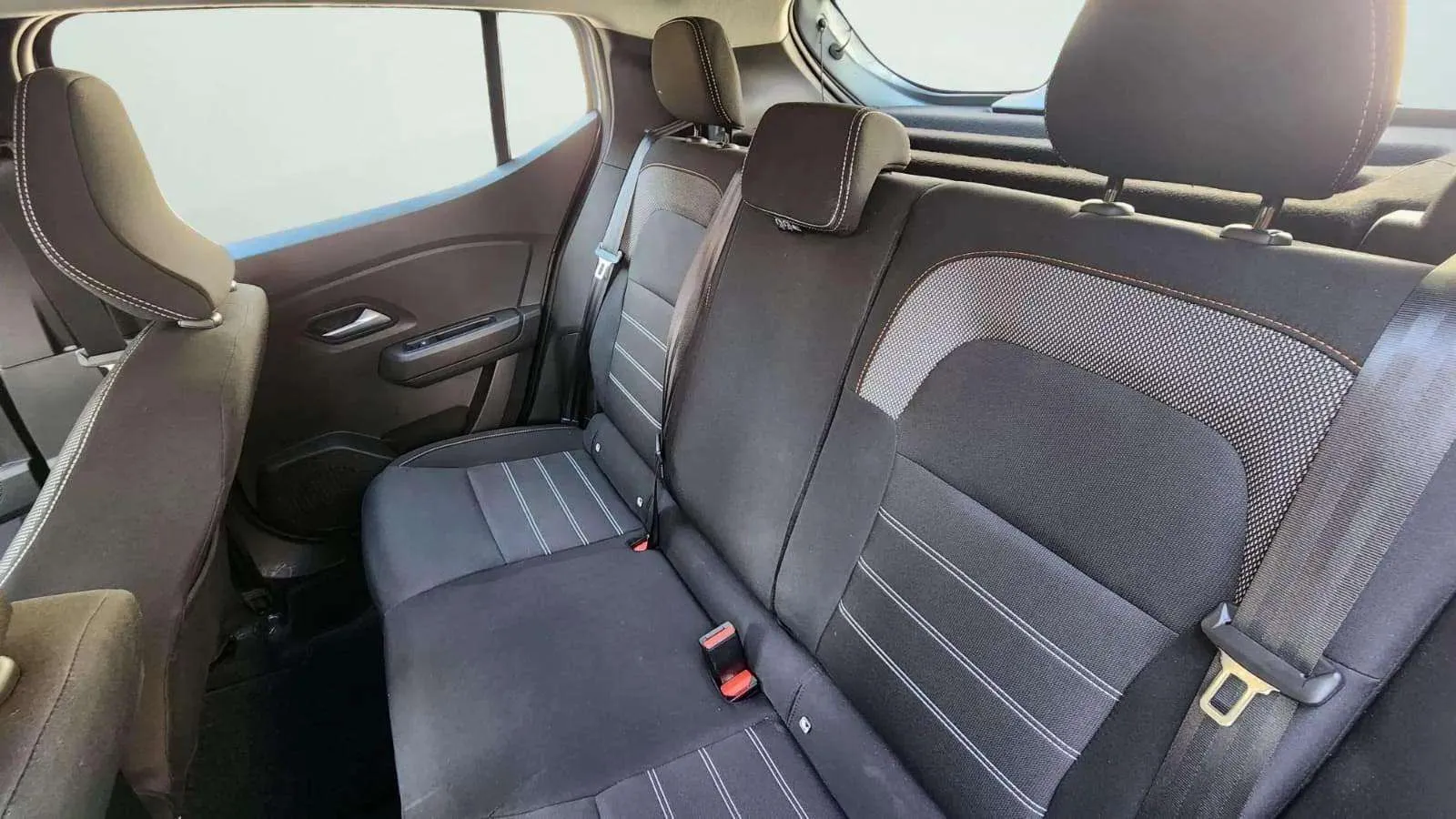 Dacia Sandero Stepway Comfort TCe - foto 22
