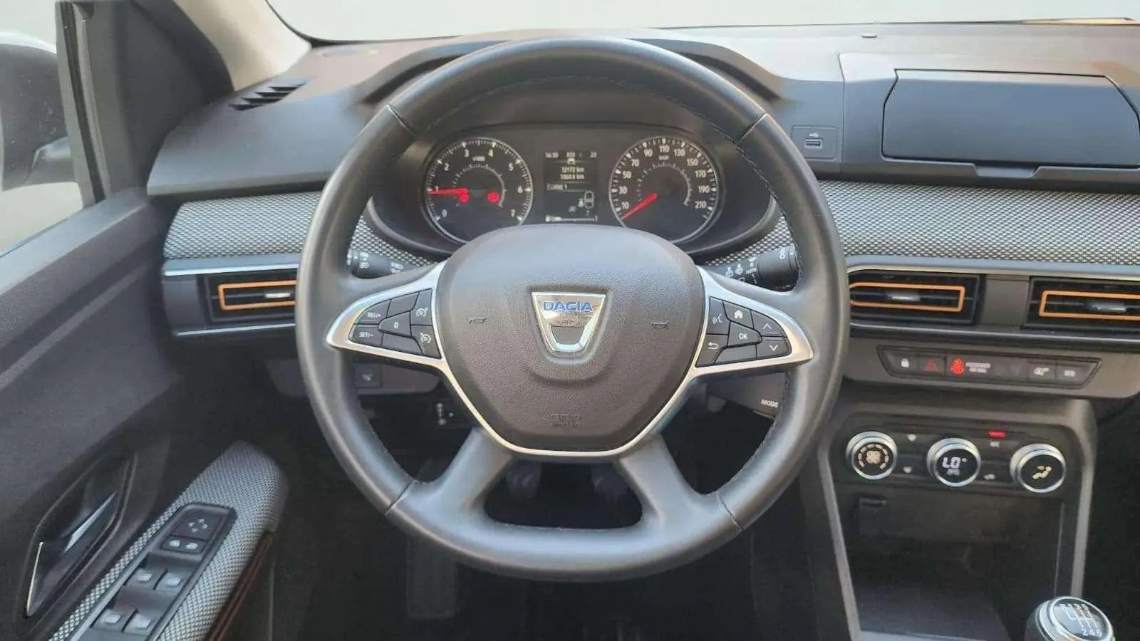 Dacia Sandero Stepway Comfort TCe - foto 10
