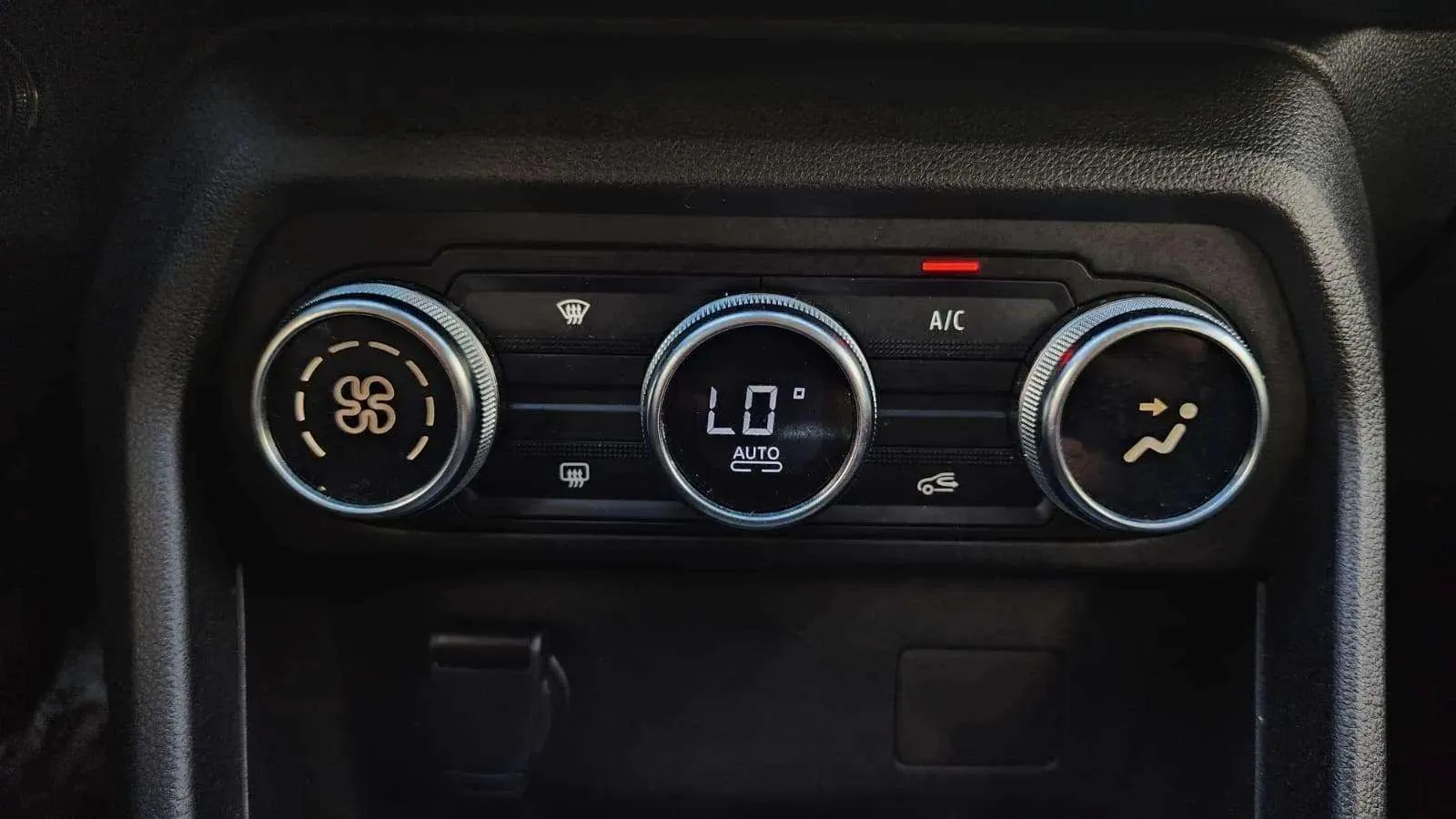 Dacia Sandero Stepway Comfort TCe - foto 17