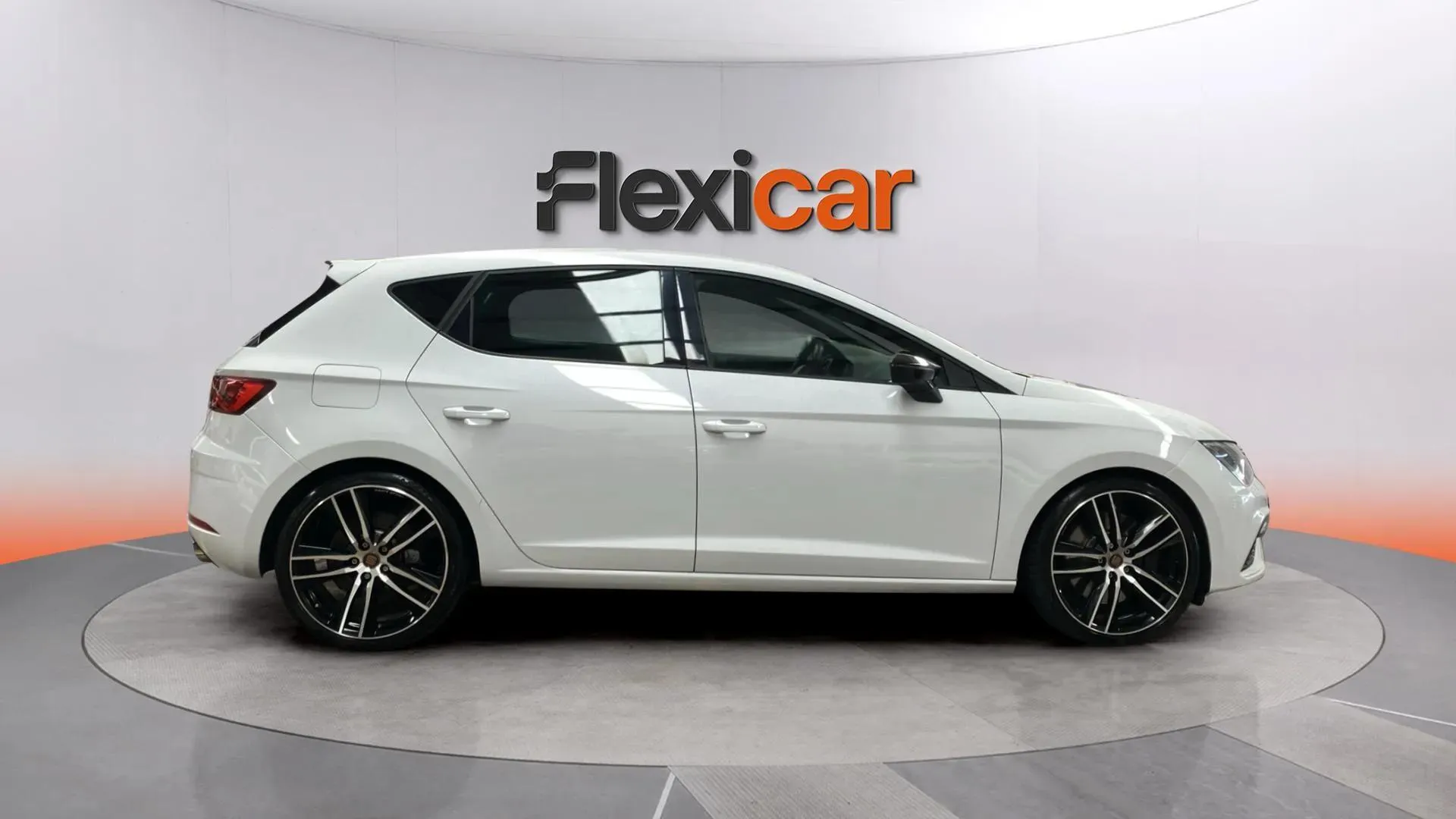 SEAT León 2.0 TSI DSG-7 St&Sp Cupra - foto 8