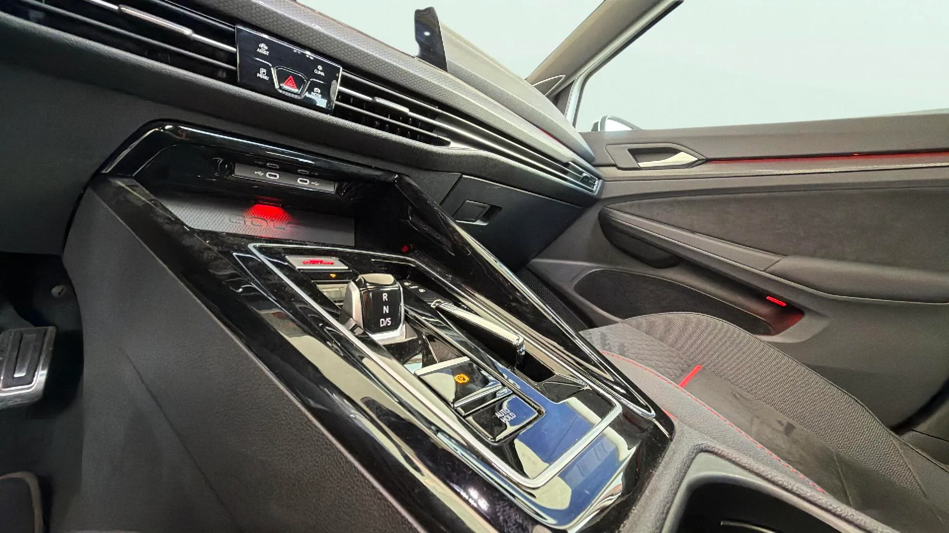 Volkswagen Golf GTI Clubsport 2.0 TSI DSG - foto 13