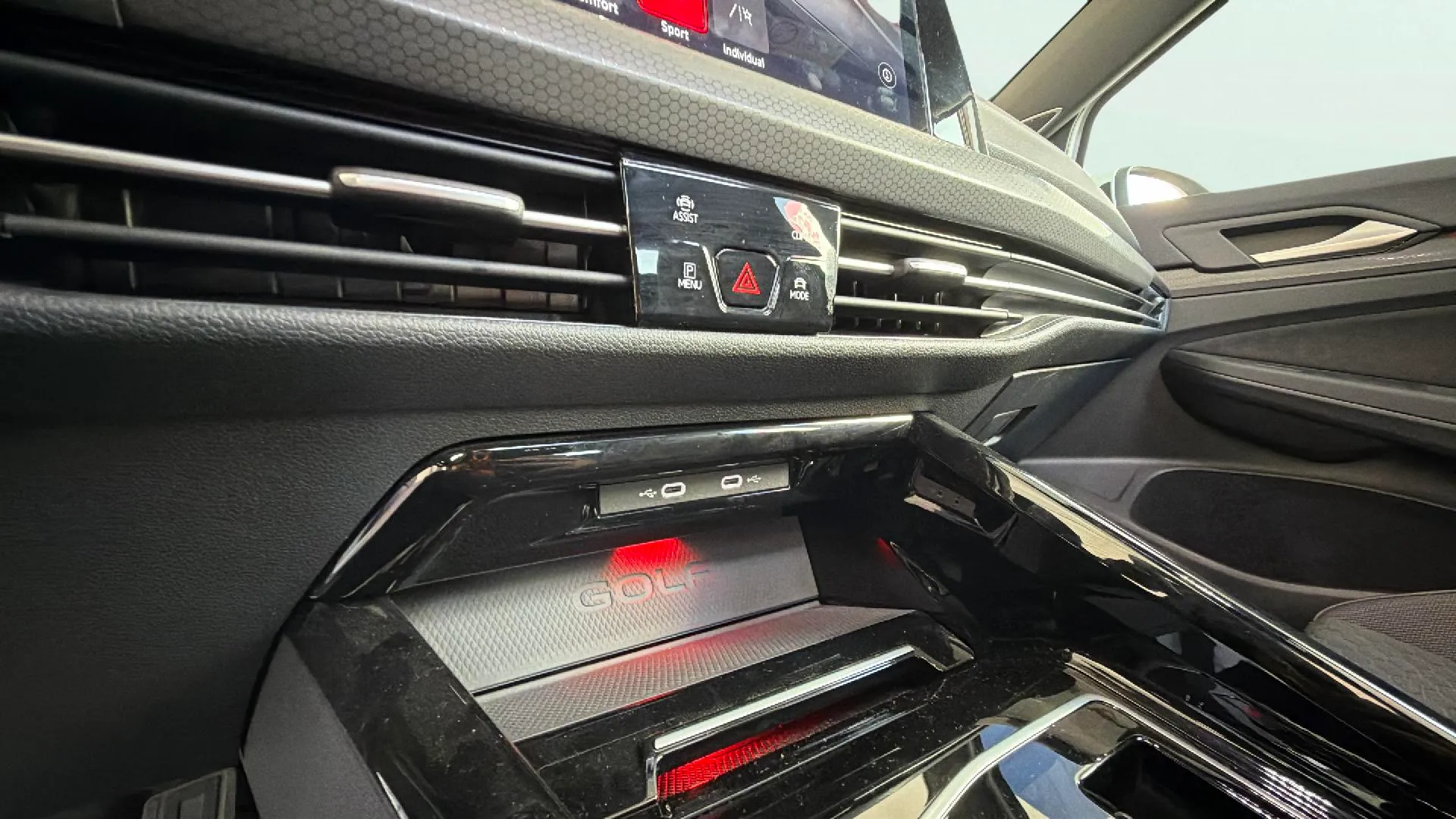 Volkswagen Golf GTI Clubsport 2.0 TSI DSG - foto 33