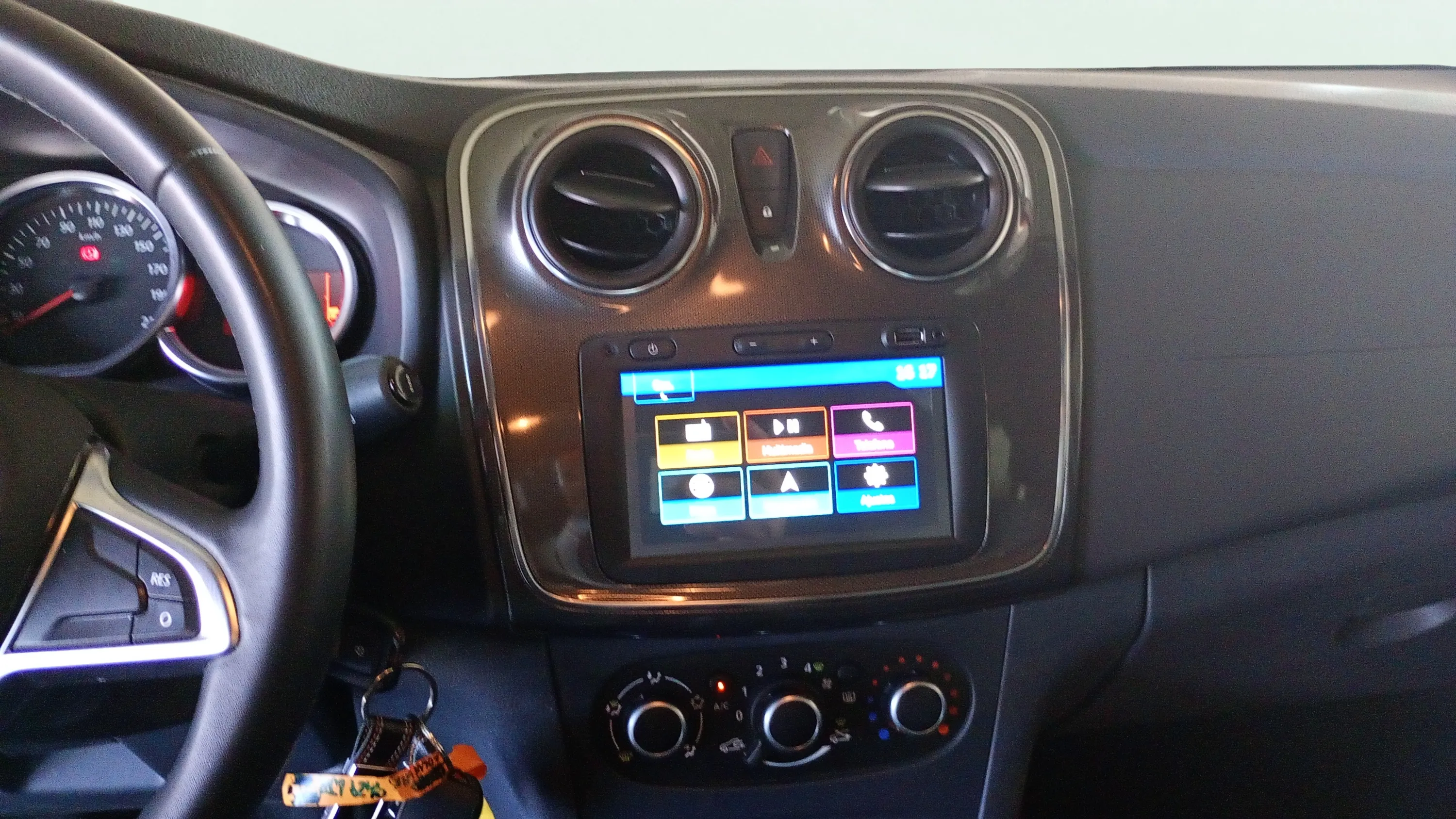 Dacia Logan MCV Comfort TCe -SS - foto 11