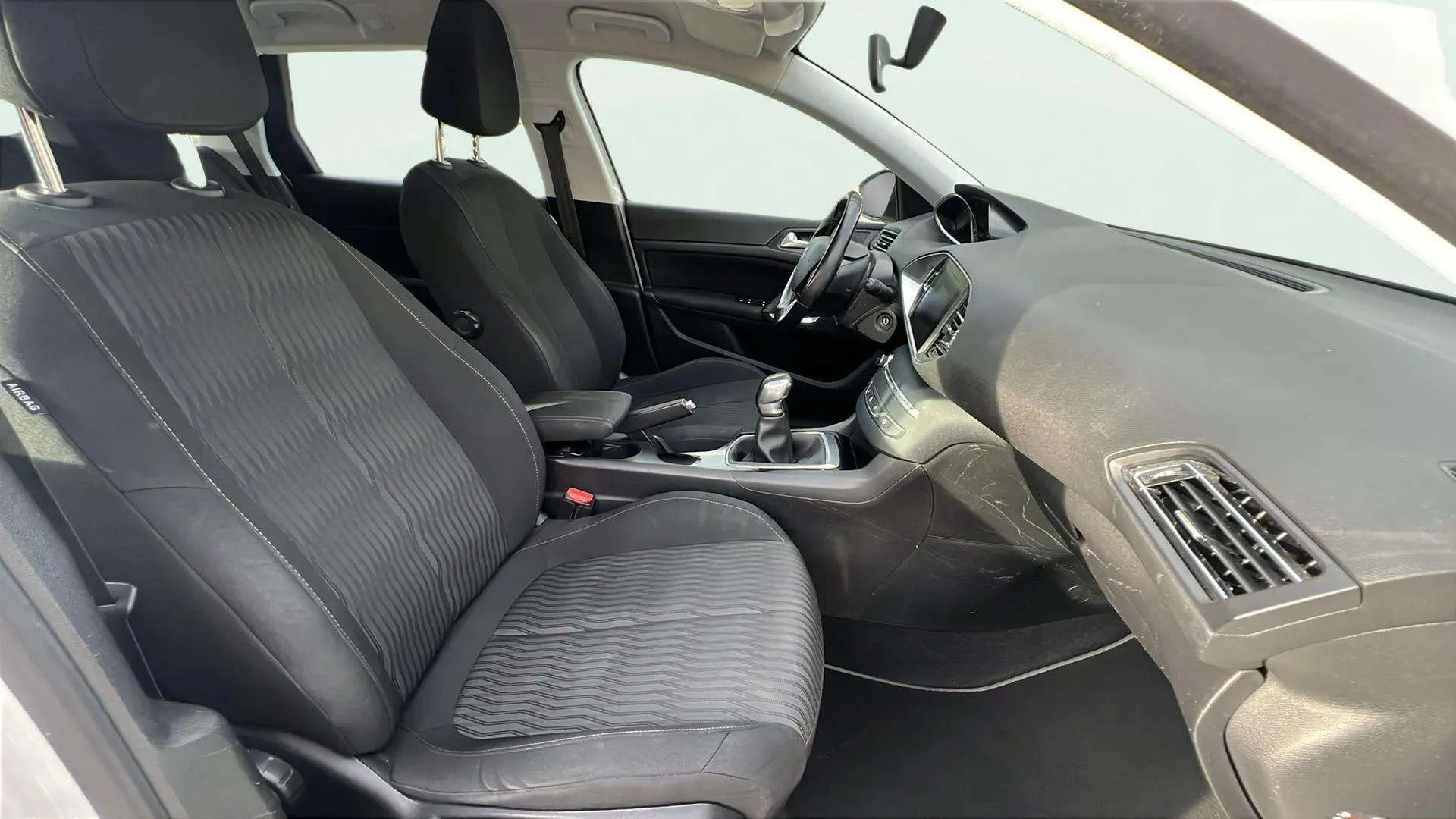 Peugeot 308 SW Access 1.6 BlueHDi - foto 22