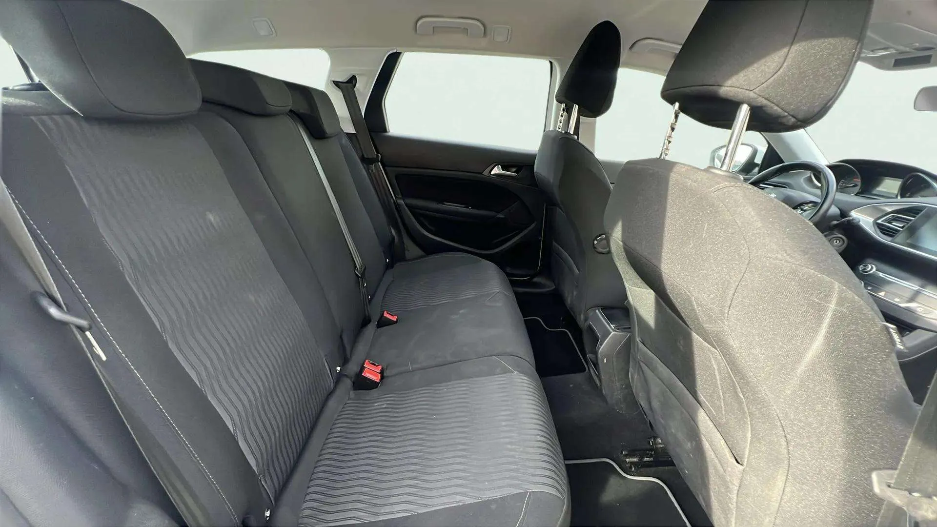 Peugeot 308 SW Access 1.6 BlueHDi - foto 23