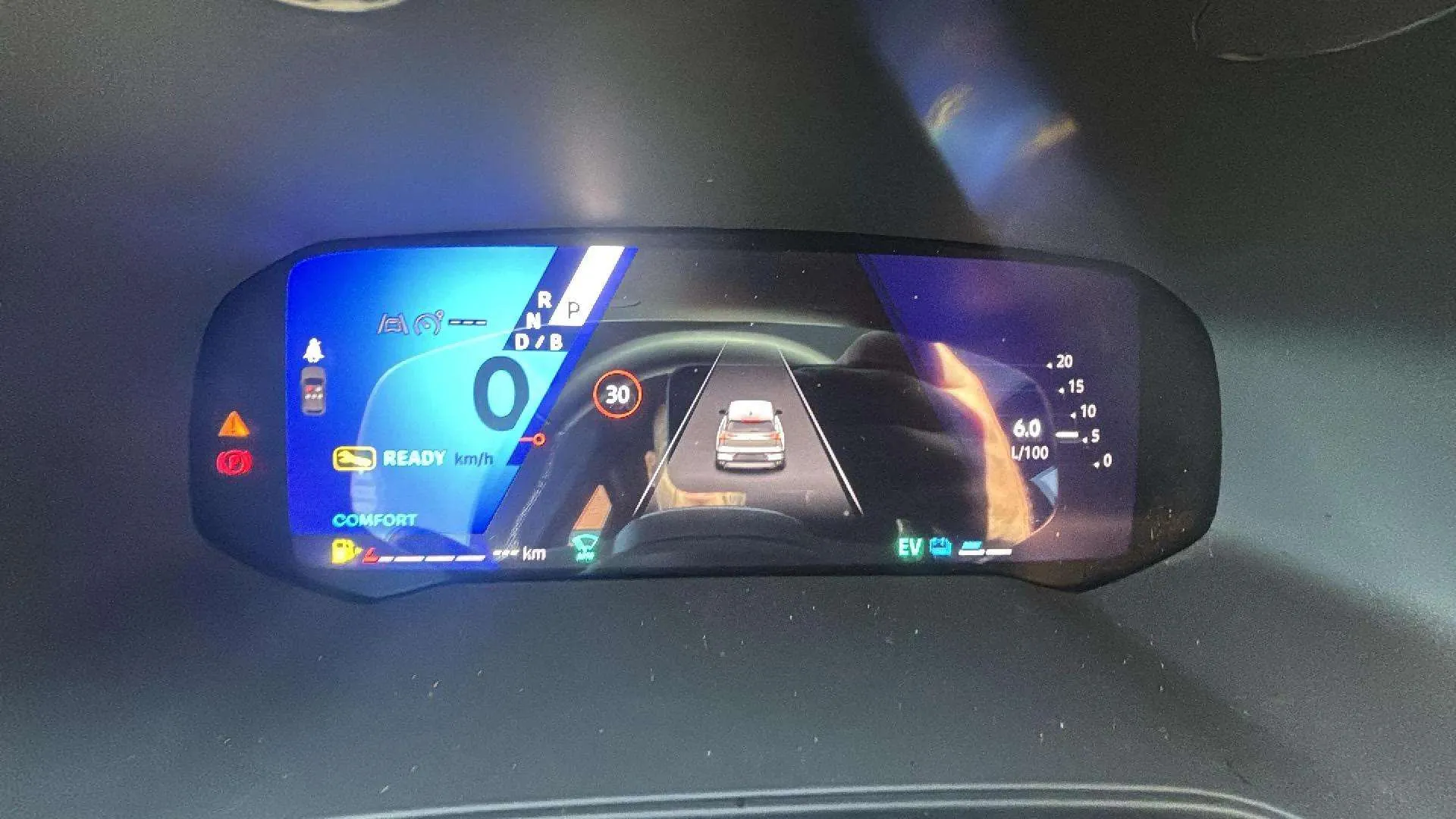 Renault Symbioz Iconic E-Tech full hybr - foto 12