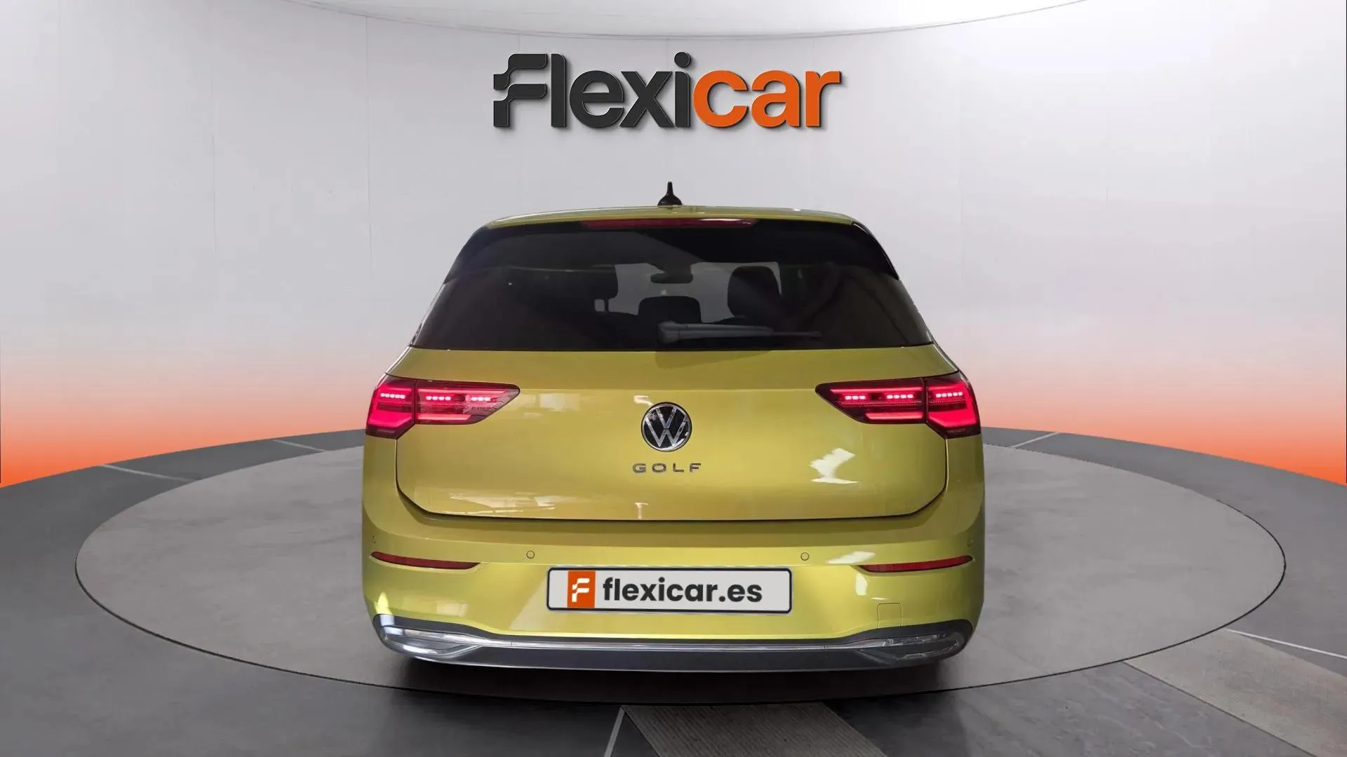 Volkswagen Golf R-Line 2.0 TDI DSG Variant - foto 6