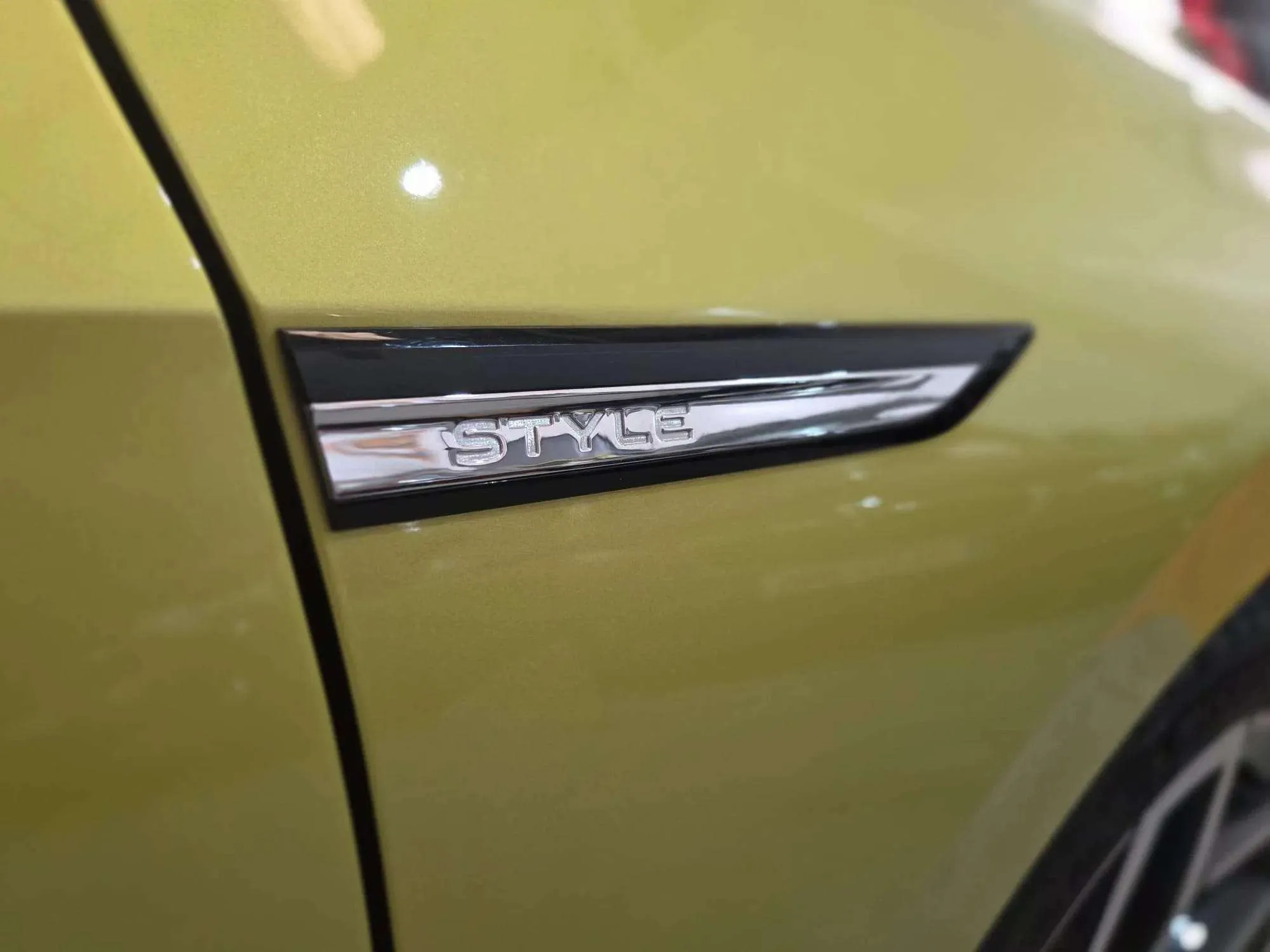 Volkswagen Golf R-Line 2.0 TDI DSG Variant - foto 11