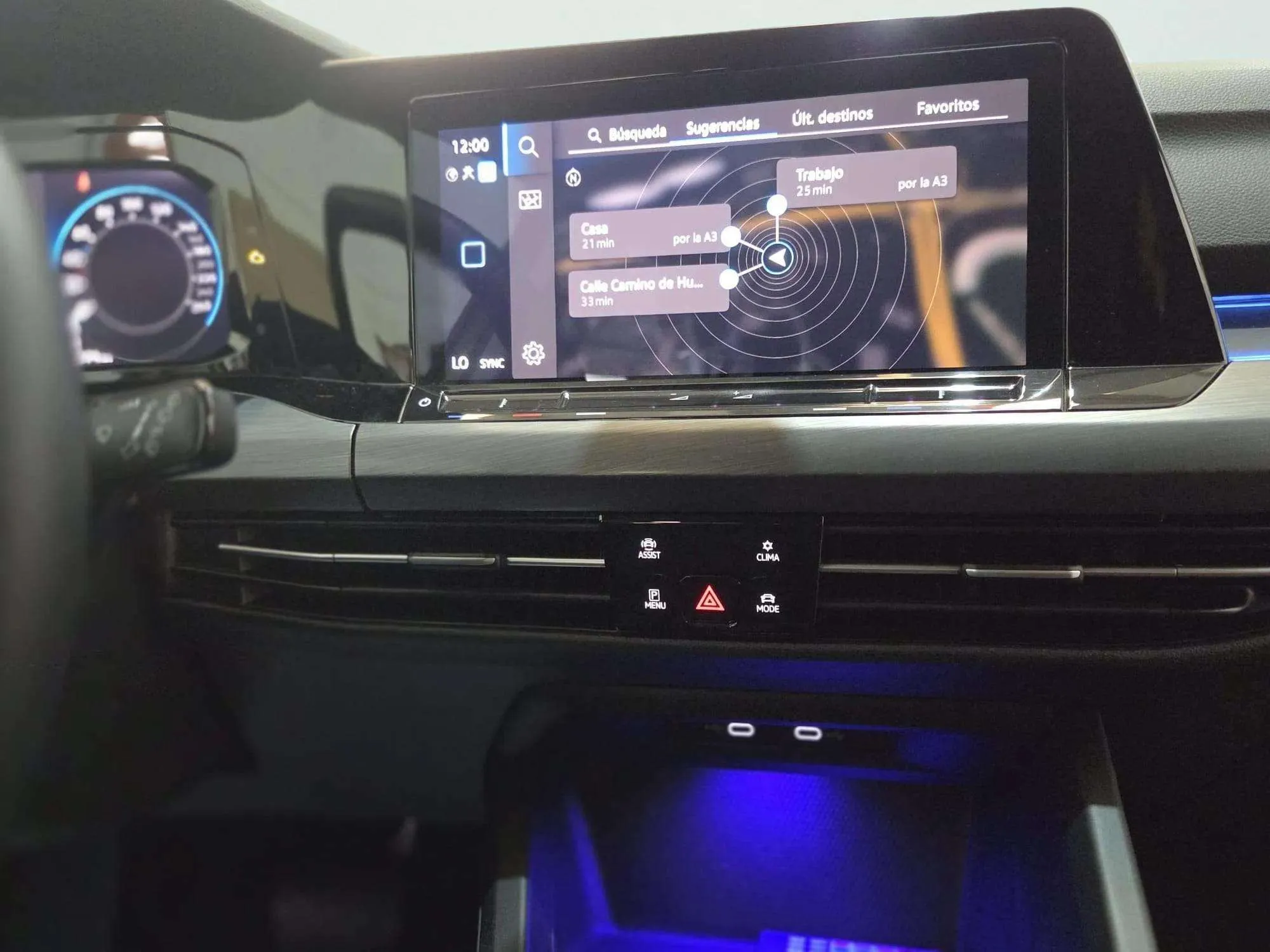 Volkswagen Golf R-Line 2.0 TDI DSG Variant - foto 28