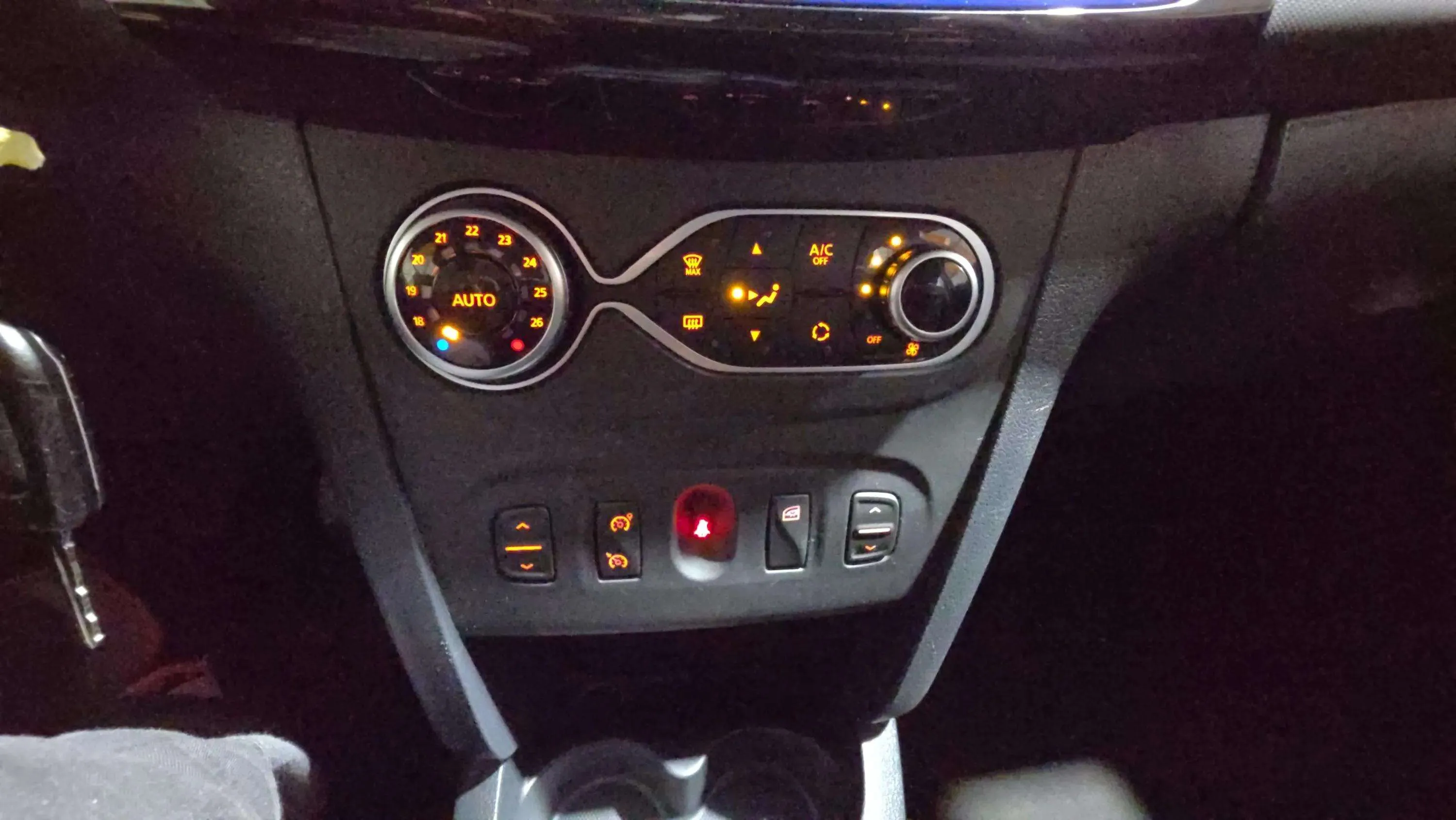 Dacia Sandero Stepway Essential TCe SS - foto 13