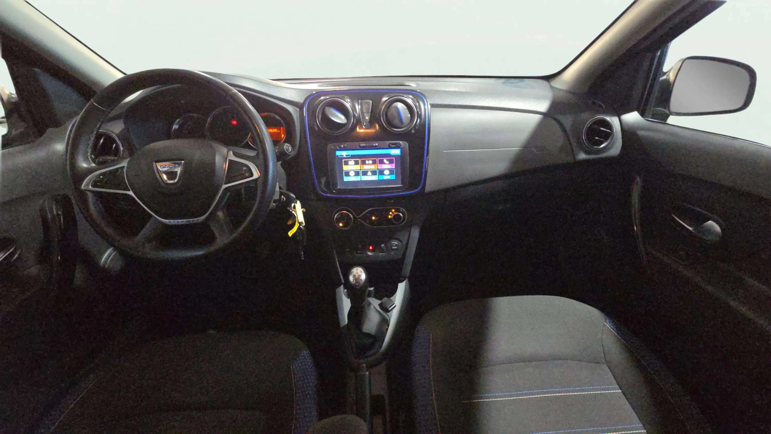 Dacia Sandero Stepway Essential TCe SS - foto 18