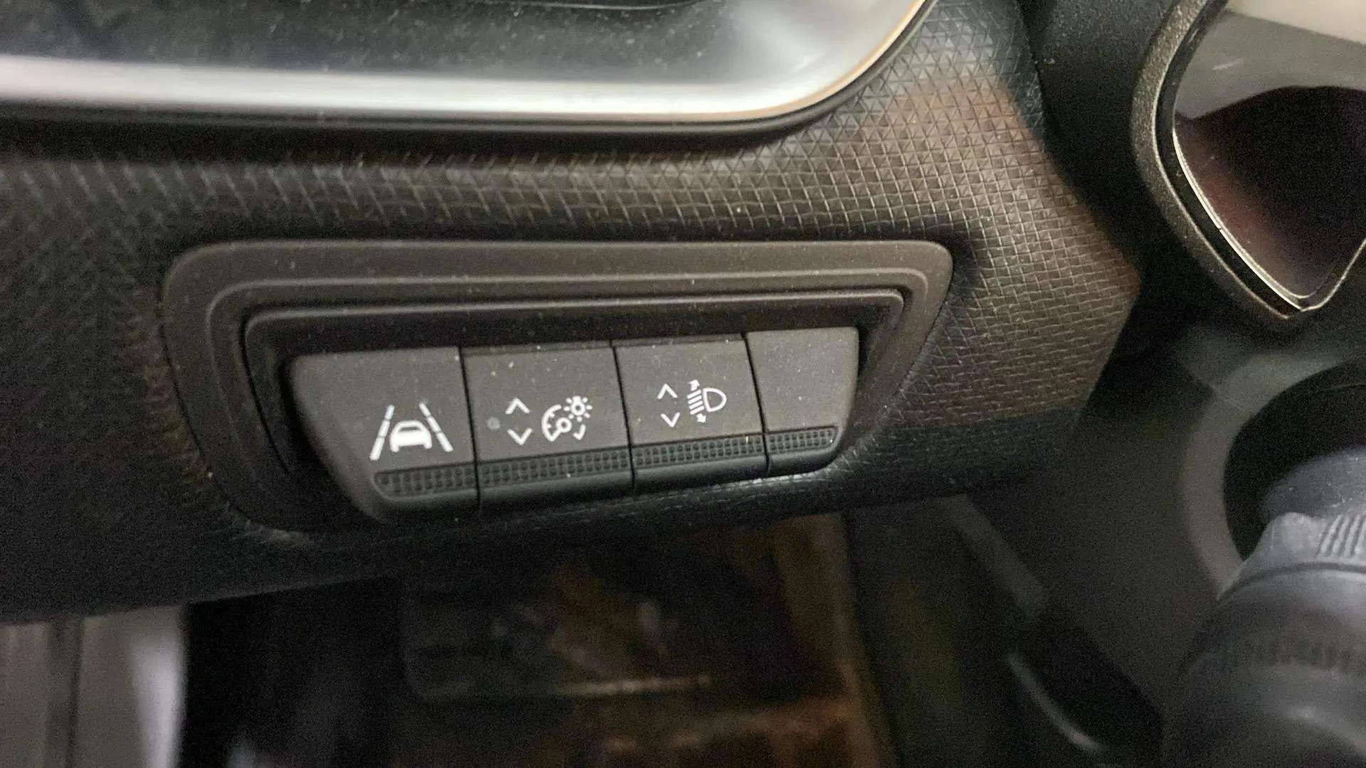 Renault Clio Equilibre TCe - foto 16